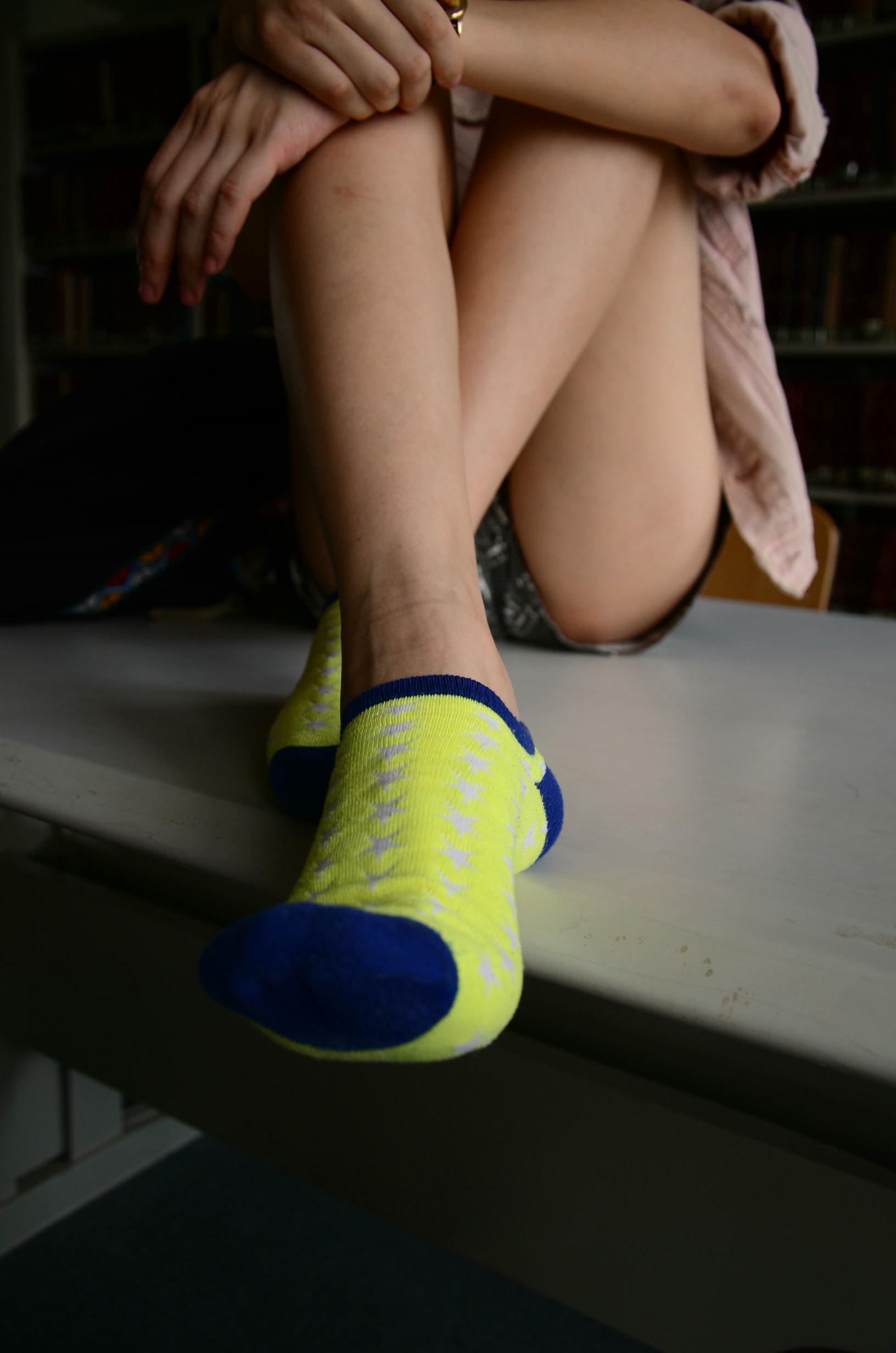 [战前女神] 恋足美腿棉袜女神级摄影套图 034 [57P-59MB]_第3集