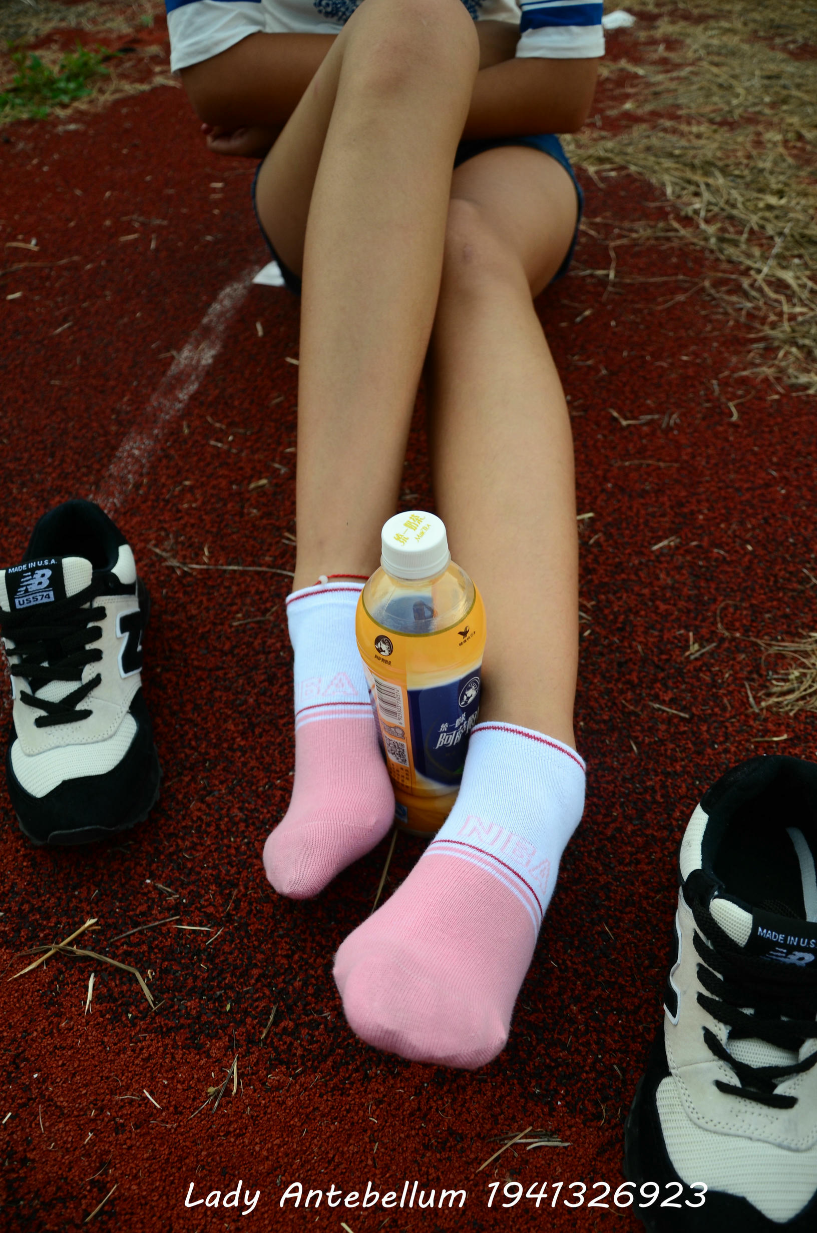 [战前女神] 恋足美腿棉袜女神级摄影套图 035 [91P-195MB]_第4集