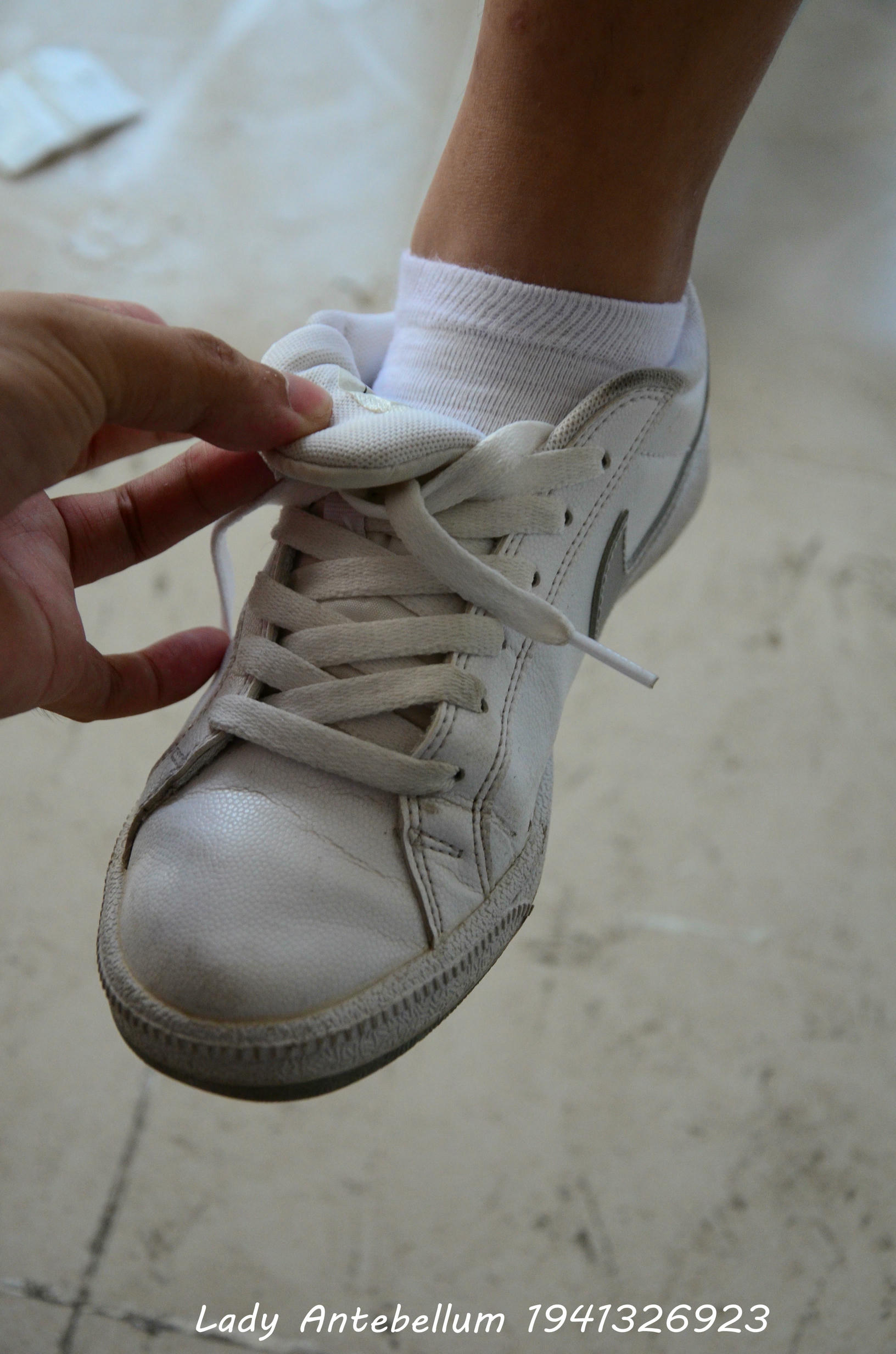 [战前女神] 恋足美腿棉袜女神级摄影套图 036 [73P-101MB]_第3集