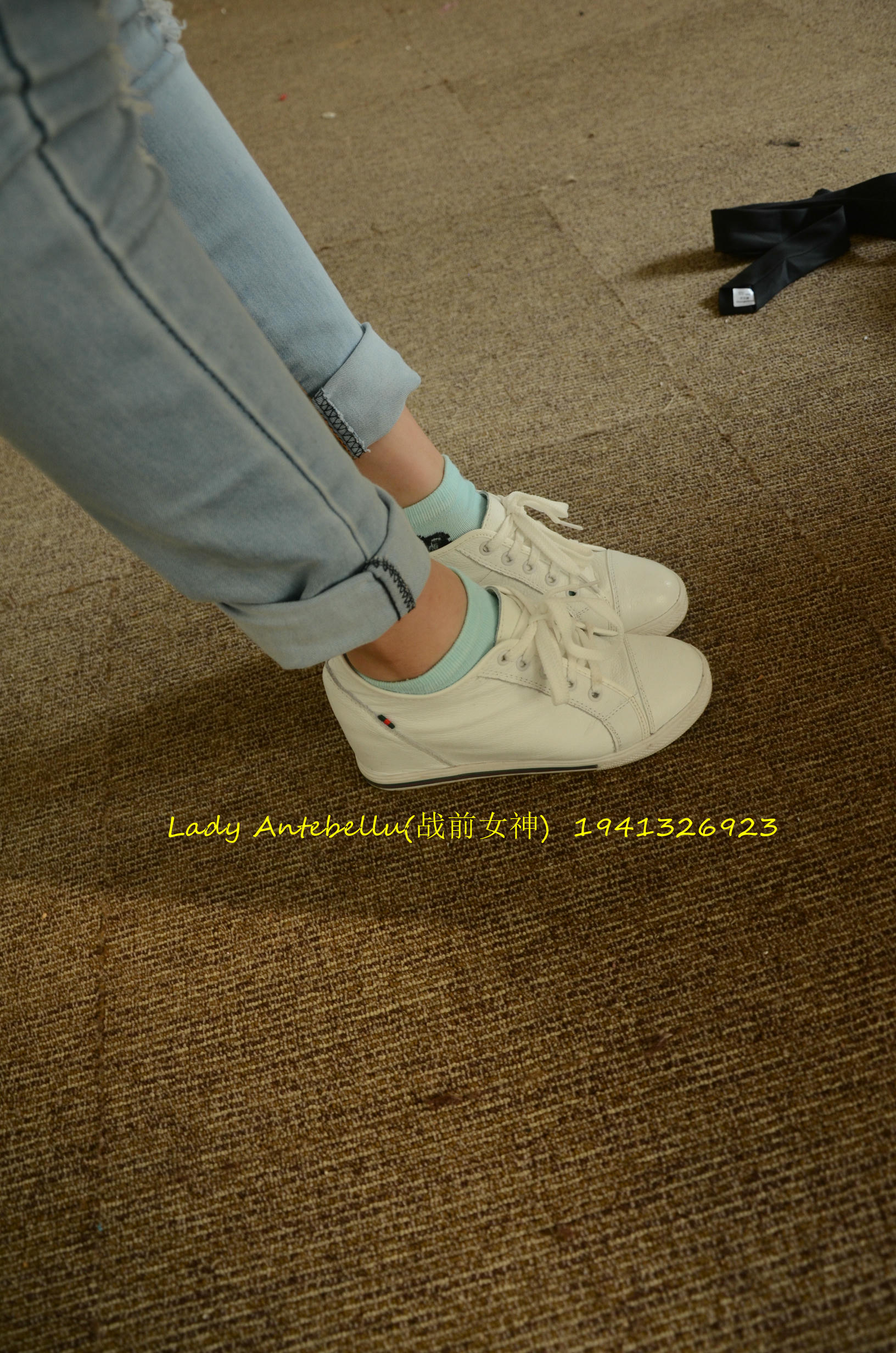 [战前女神] 恋足美腿棉袜女神级摄影套图 037 [182P-480MB]_第1集