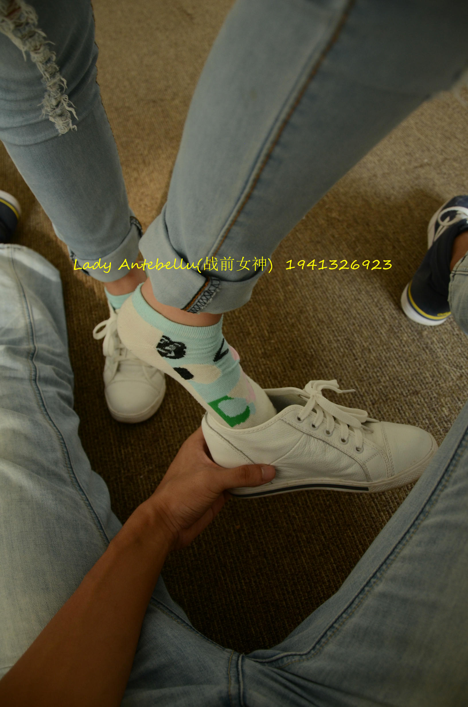 [战前女神] 恋足美腿棉袜女神级摄影套图 037 [182P-480MB]_第1集