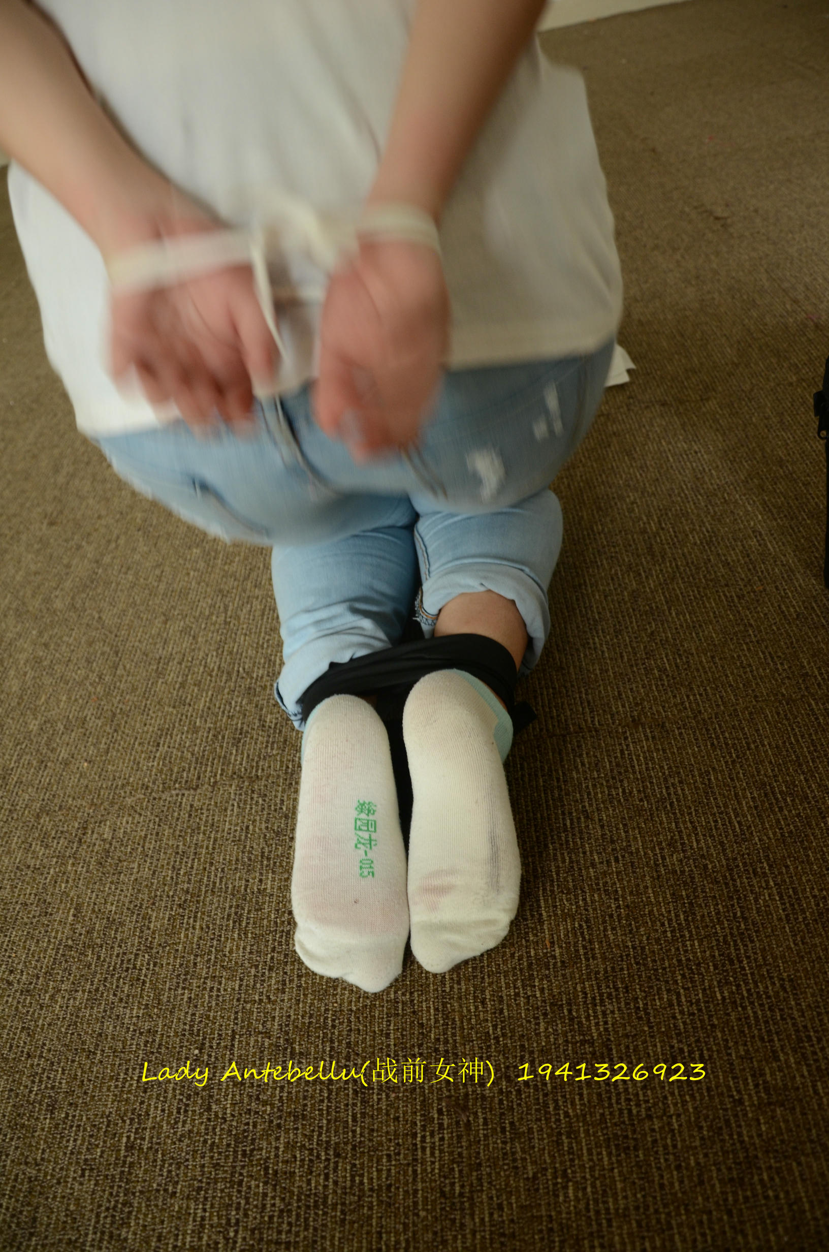 [战前女神] 恋足美腿棉袜女神级摄影套图 037 [182P-480MB]_第6集