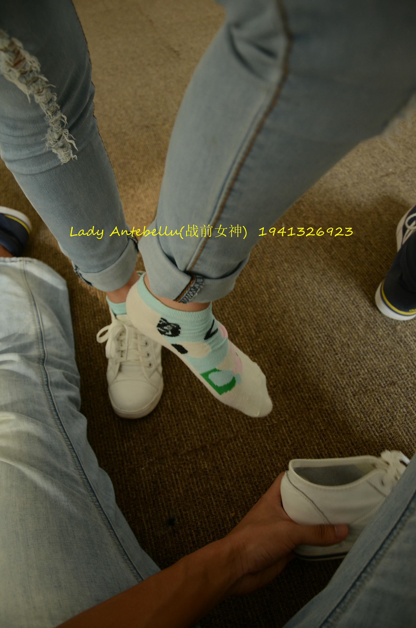 [战前女神] 恋足美腿棉袜女神级摄影套图 037 [182P-480MB]_第1集