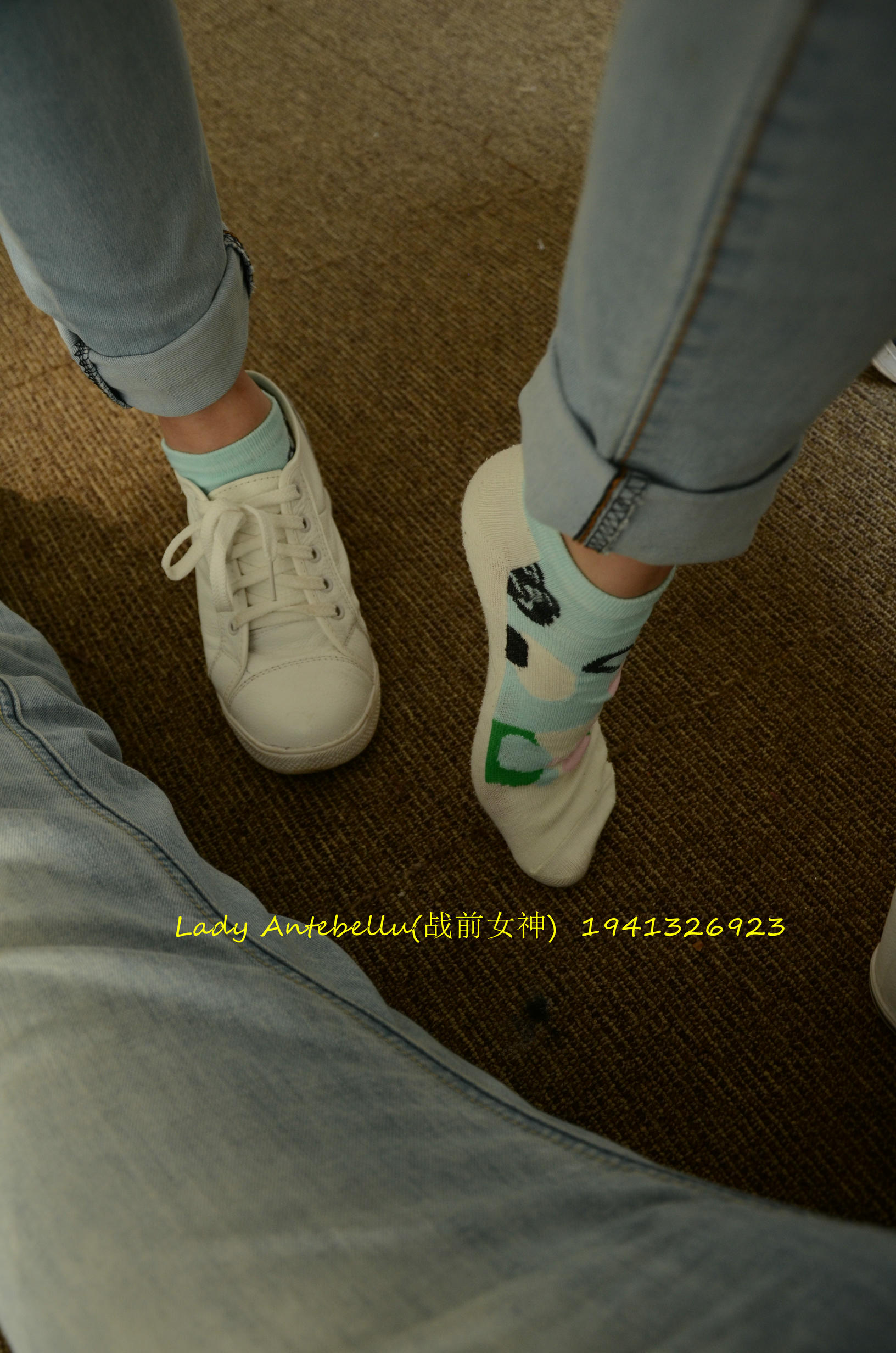 [战前女神] 恋足美腿棉袜女神级摄影套图 037 [182P-480MB]_第1集