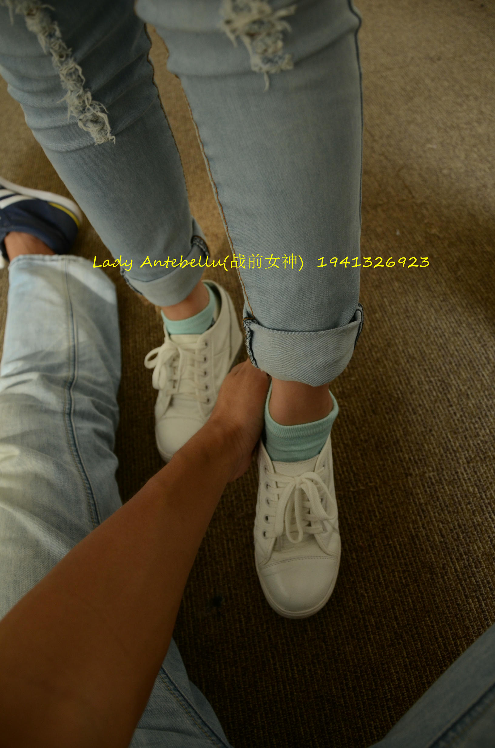 [战前女神] 恋足美腿棉袜女神级摄影套图 037 [182P-480MB]_第1集