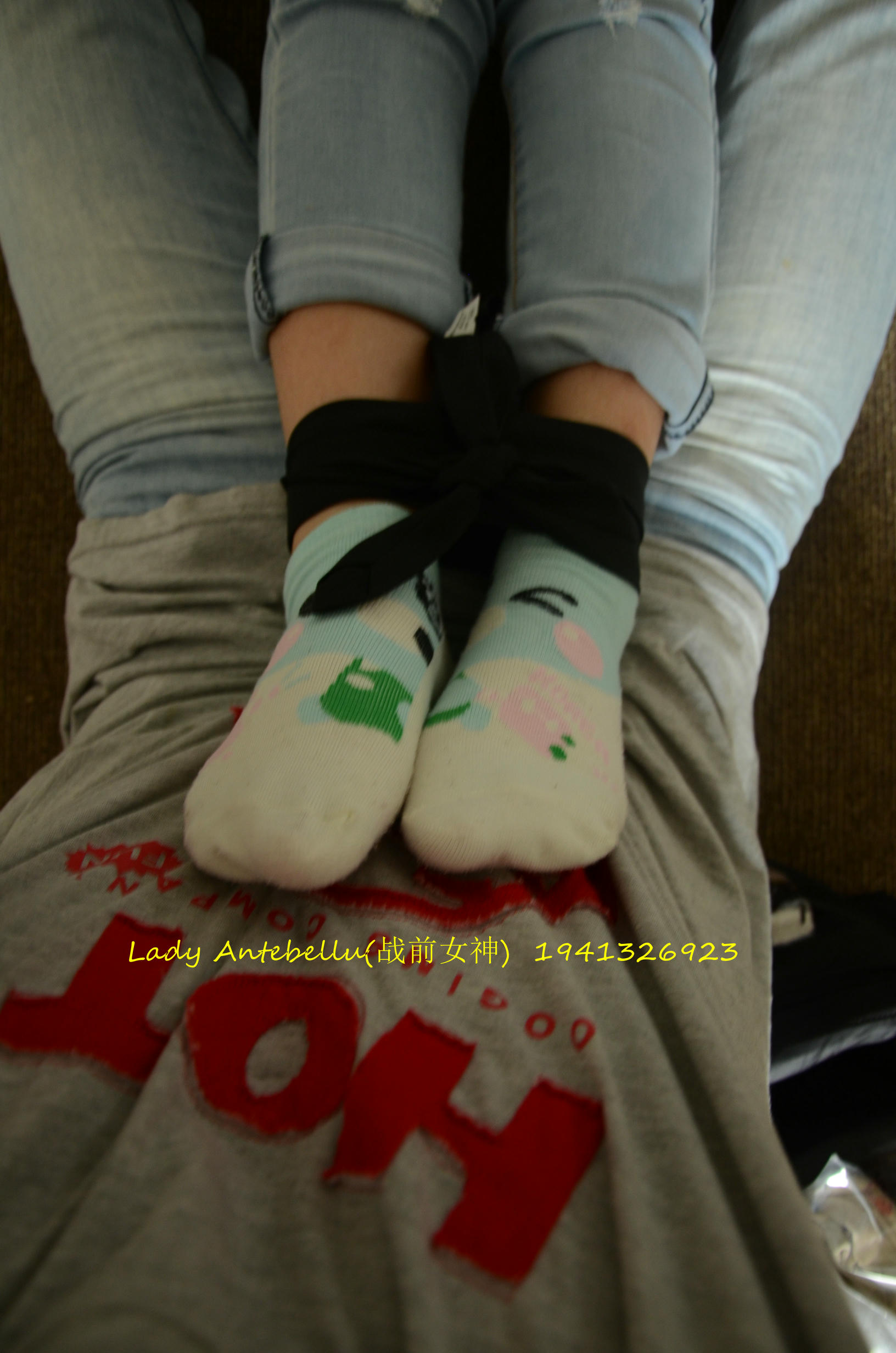 [战前女神] 恋足美腿棉袜女神级摄影套图 037 [182P-480MB]_第4集