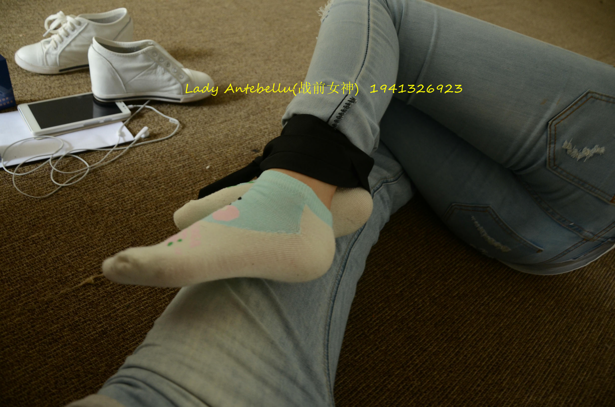 [战前女神] 恋足美腿棉袜女神级摄影套图 037 [182P-480MB]_第5集