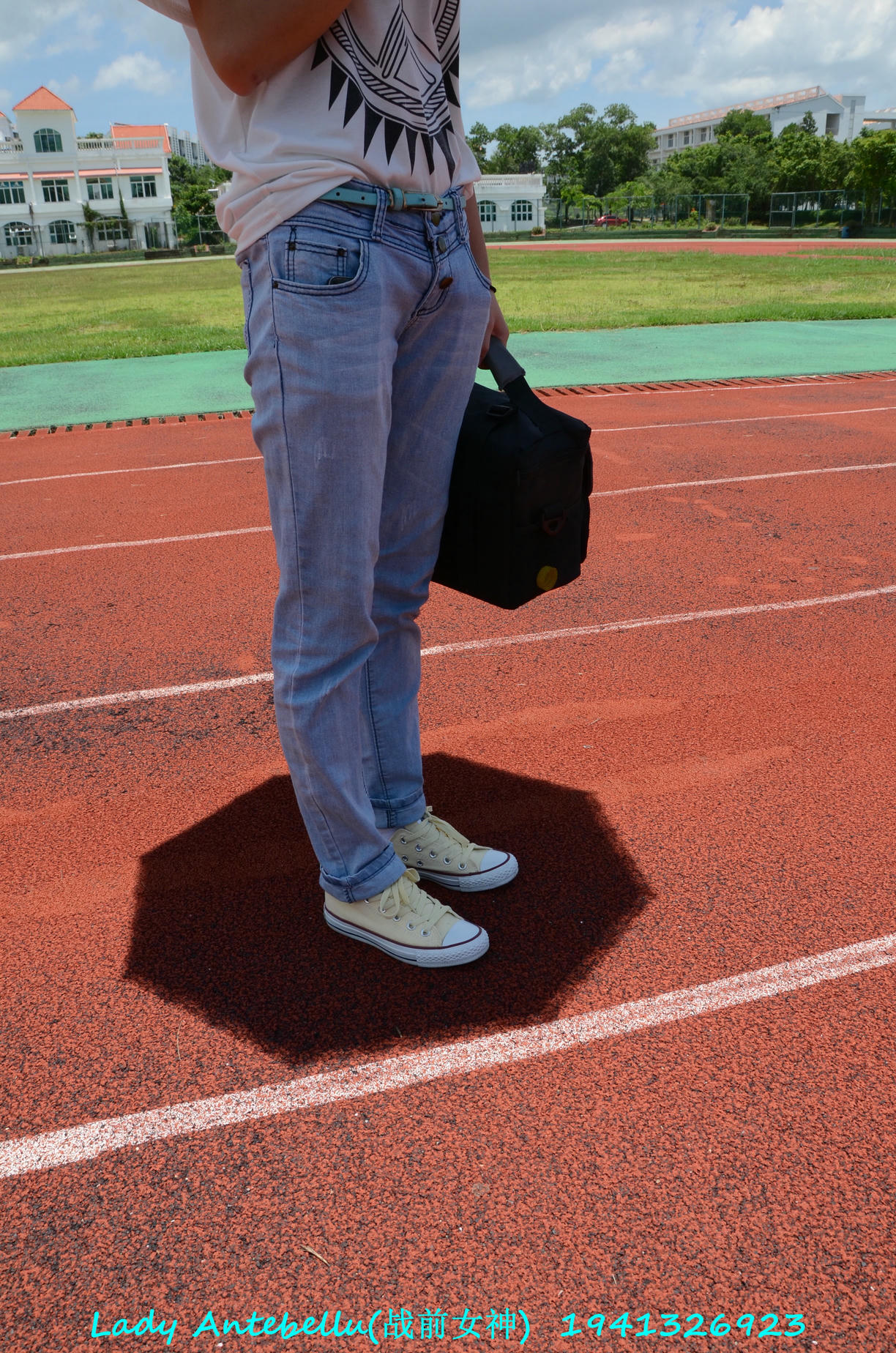 [战前女神] 恋足美腿棉袜女神级摄影套图 038 [231P-336MB]_第1集