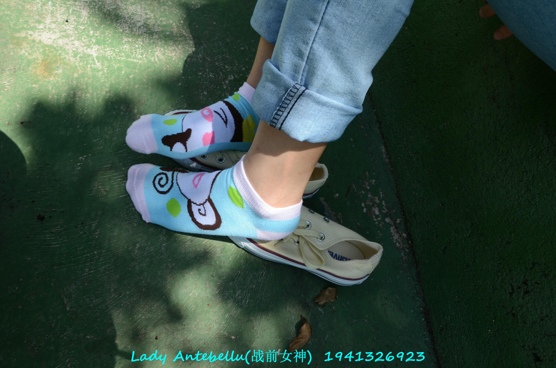 [战前女神] 恋足美腿棉袜女神级摄影套图 038 [231P-336MB]_第6集