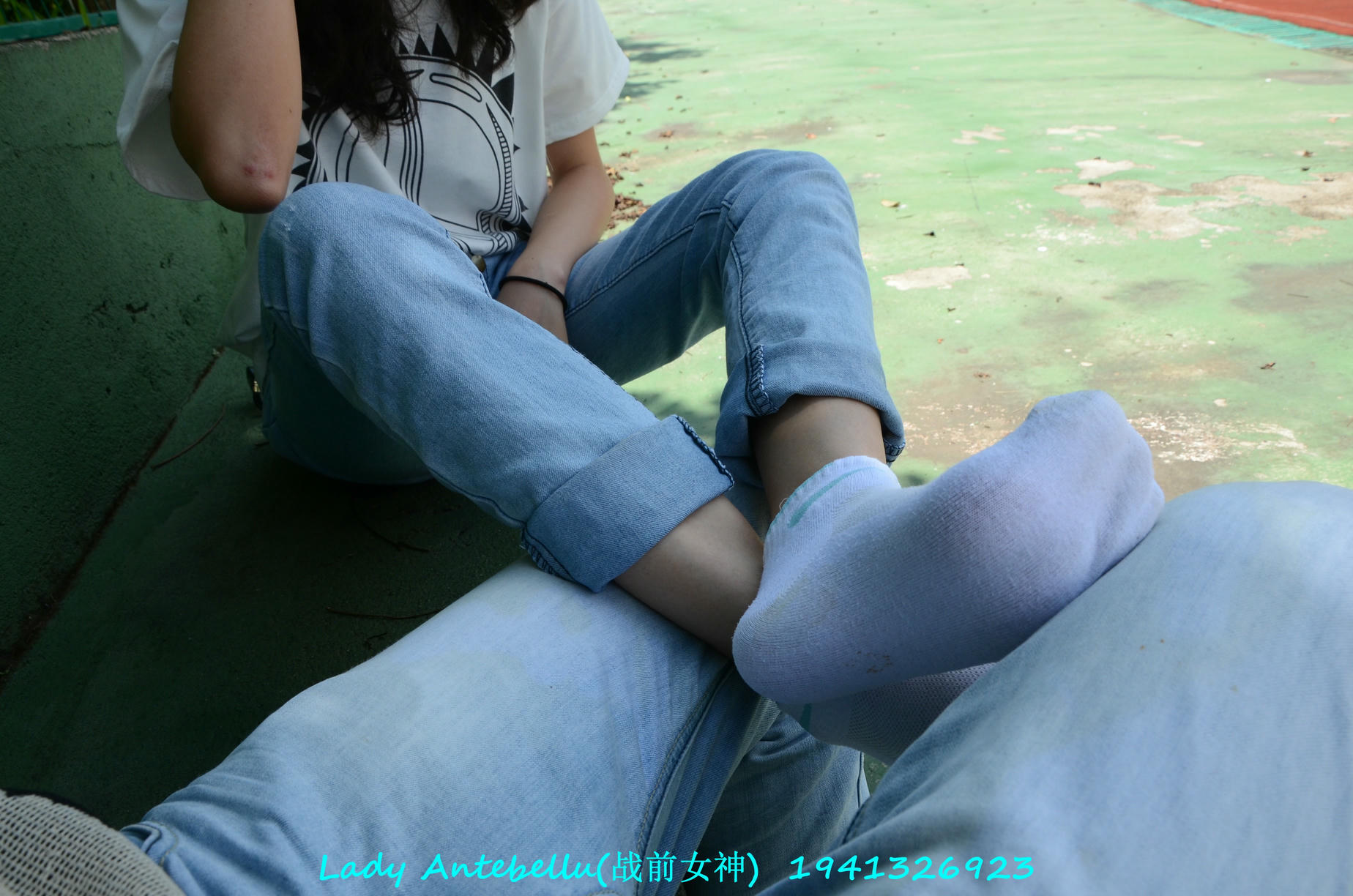 [战前女神] 恋足美腿棉袜女神级摄影套图 038 [231P-336MB]_第7集