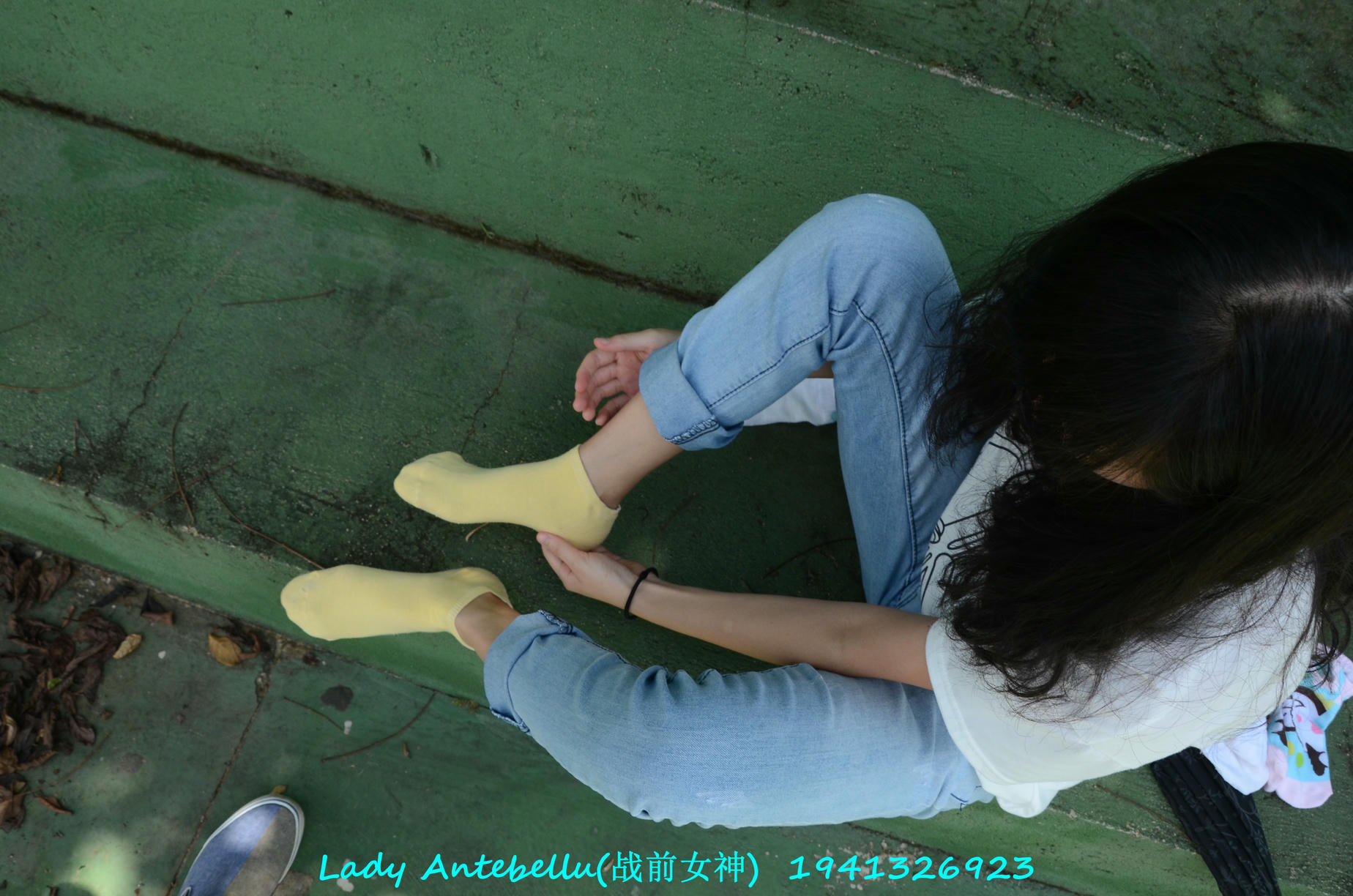 [战前女神] 恋足美腿棉袜女神级摄影套图 038 [231P-336MB]_第8集