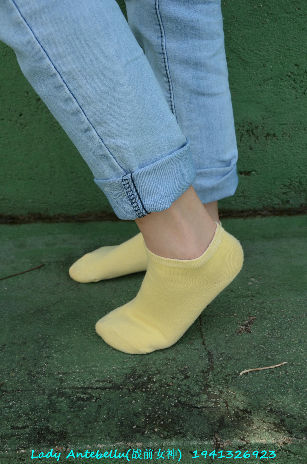 [战前女神] 恋足美腿棉袜女神级摄影套图 038 [231P-336MB]_第8集