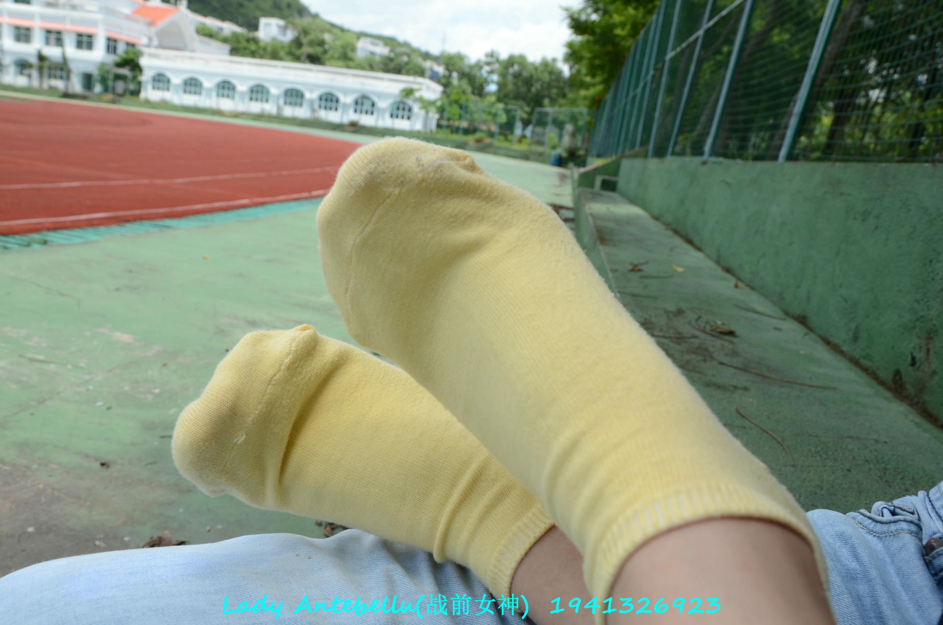 [战前女神] 恋足美腿棉袜女神级摄影套图 038 [231P-336MB]_第9集