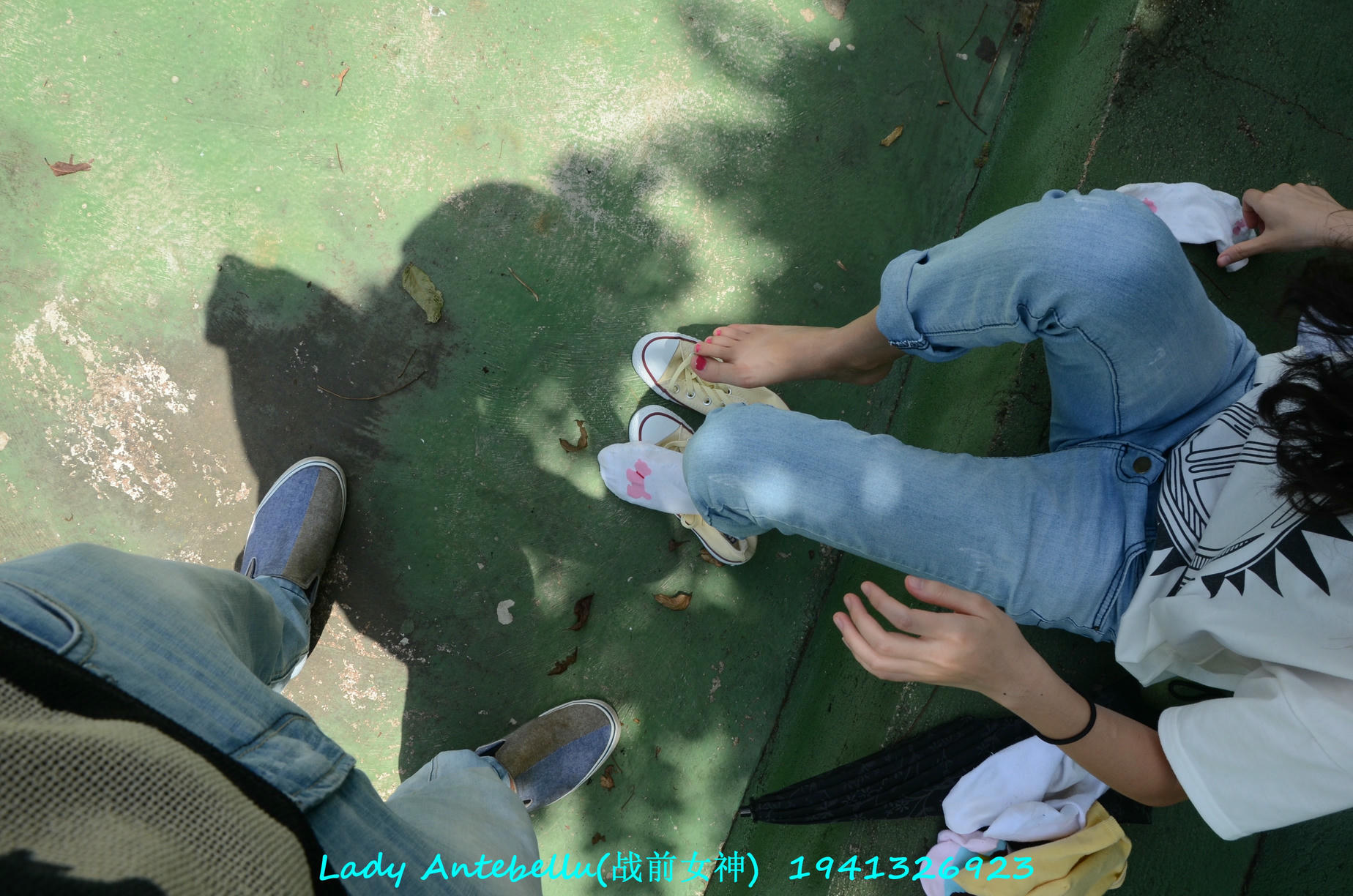 [战前女神] 恋足美腿棉袜女神级摄影套图 038 [231P-336MB]_第9集