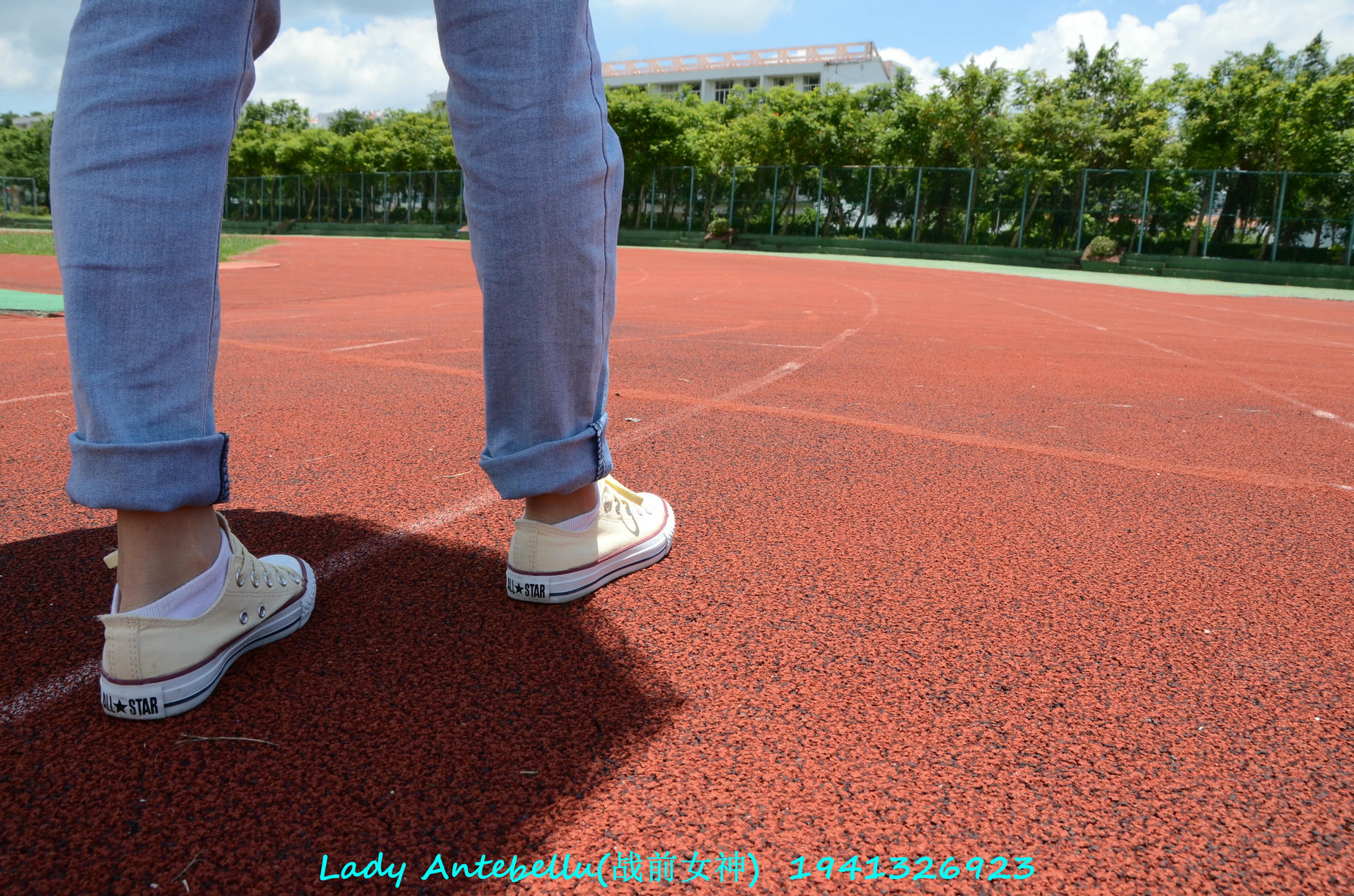 [战前女神] 恋足美腿棉袜女神级摄影套图 038 [231P-336MB]_第1集