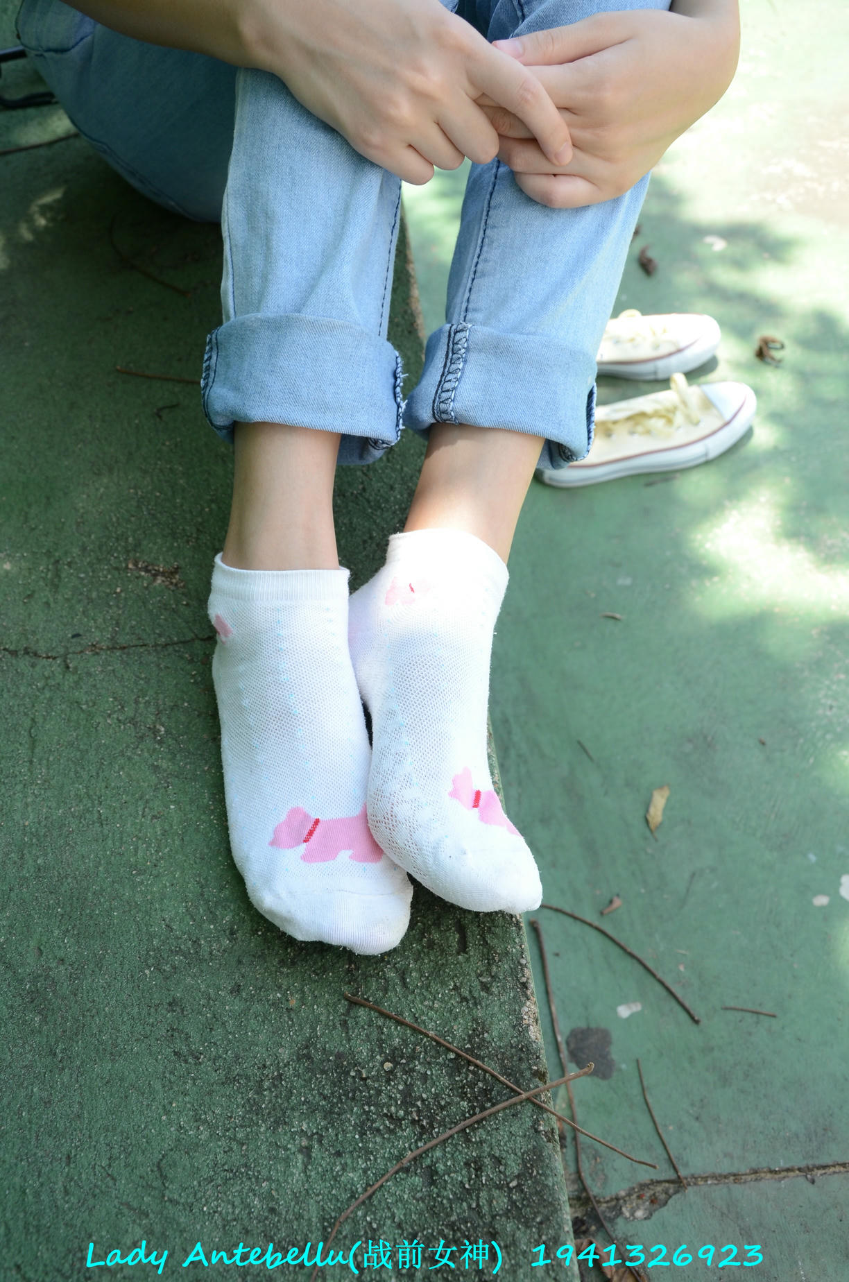 [战前女神] 恋足美腿棉袜女神级摄影套图 038 [231P-336MB]_第10集