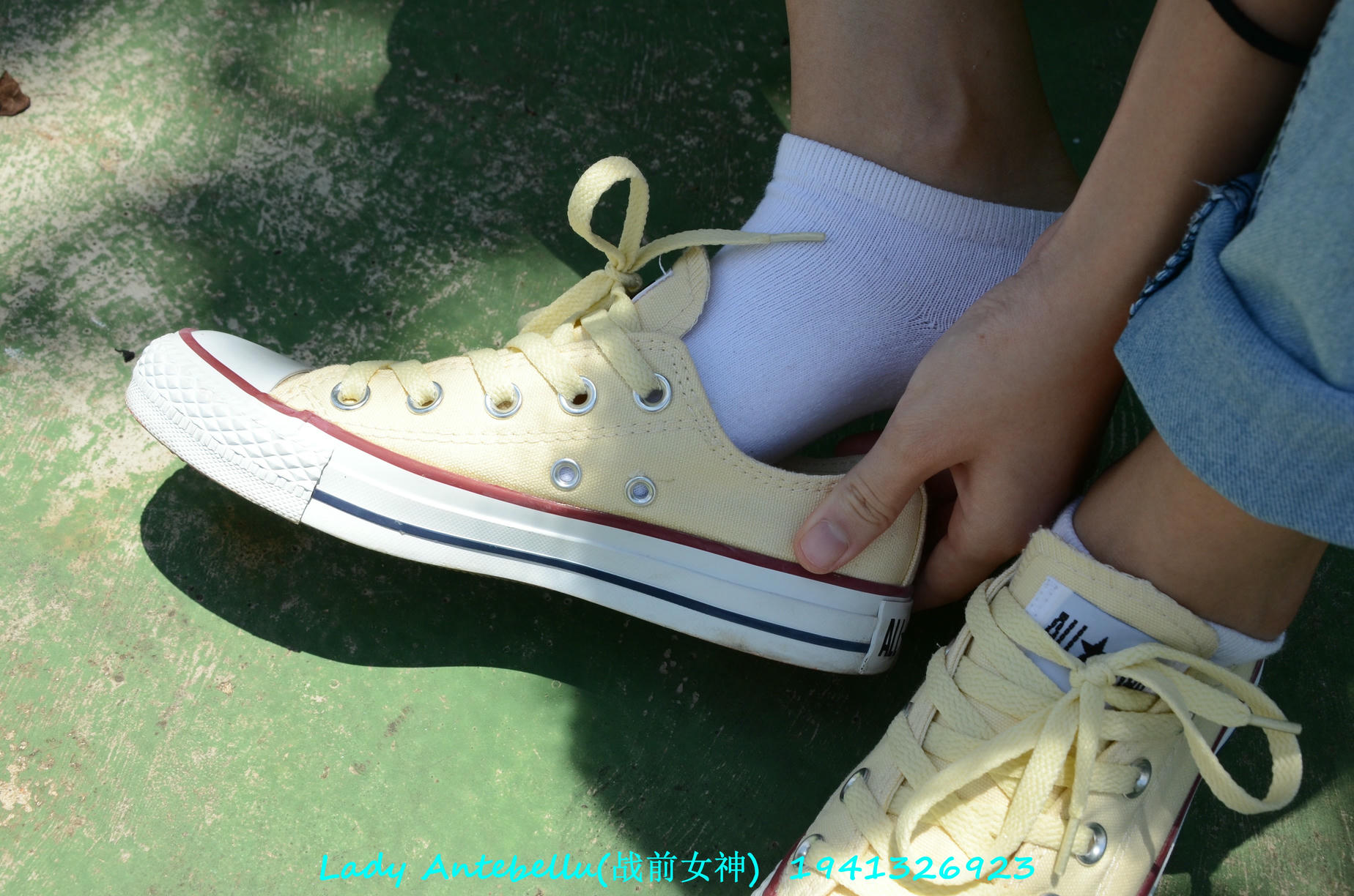 [战前女神] 恋足美腿棉袜女神级摄影套图 038 [231P-336MB]_第2集