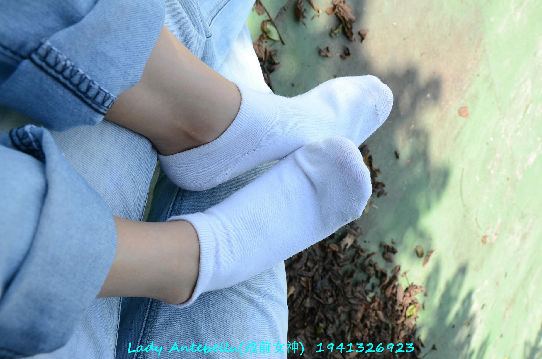 [战前女神] 恋足美腿棉袜女神级摄影套图 038 [231P-336MB]_第4集