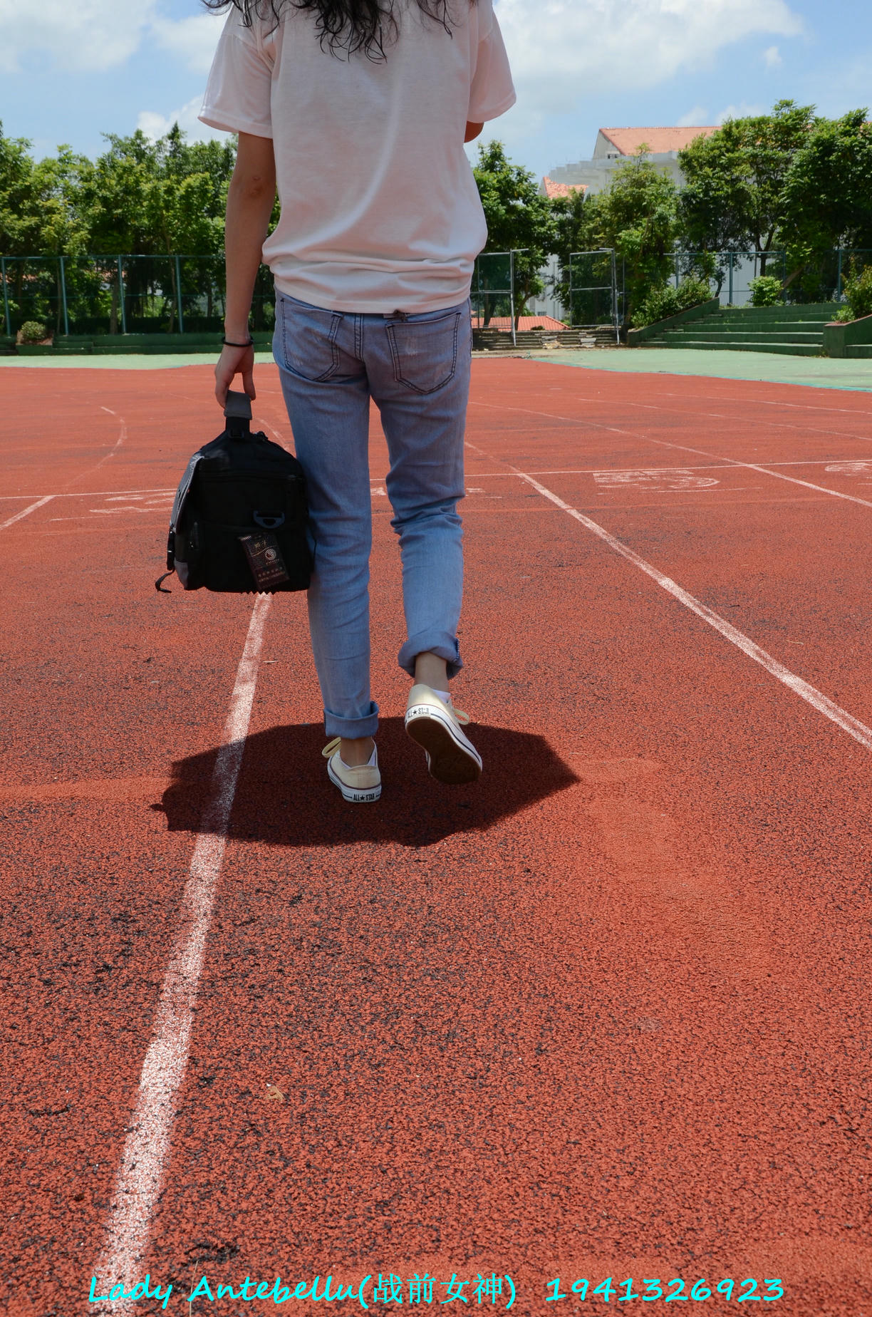 [战前女神] 恋足美腿棉袜女神级摄影套图 038 [231P-336MB]_第1集