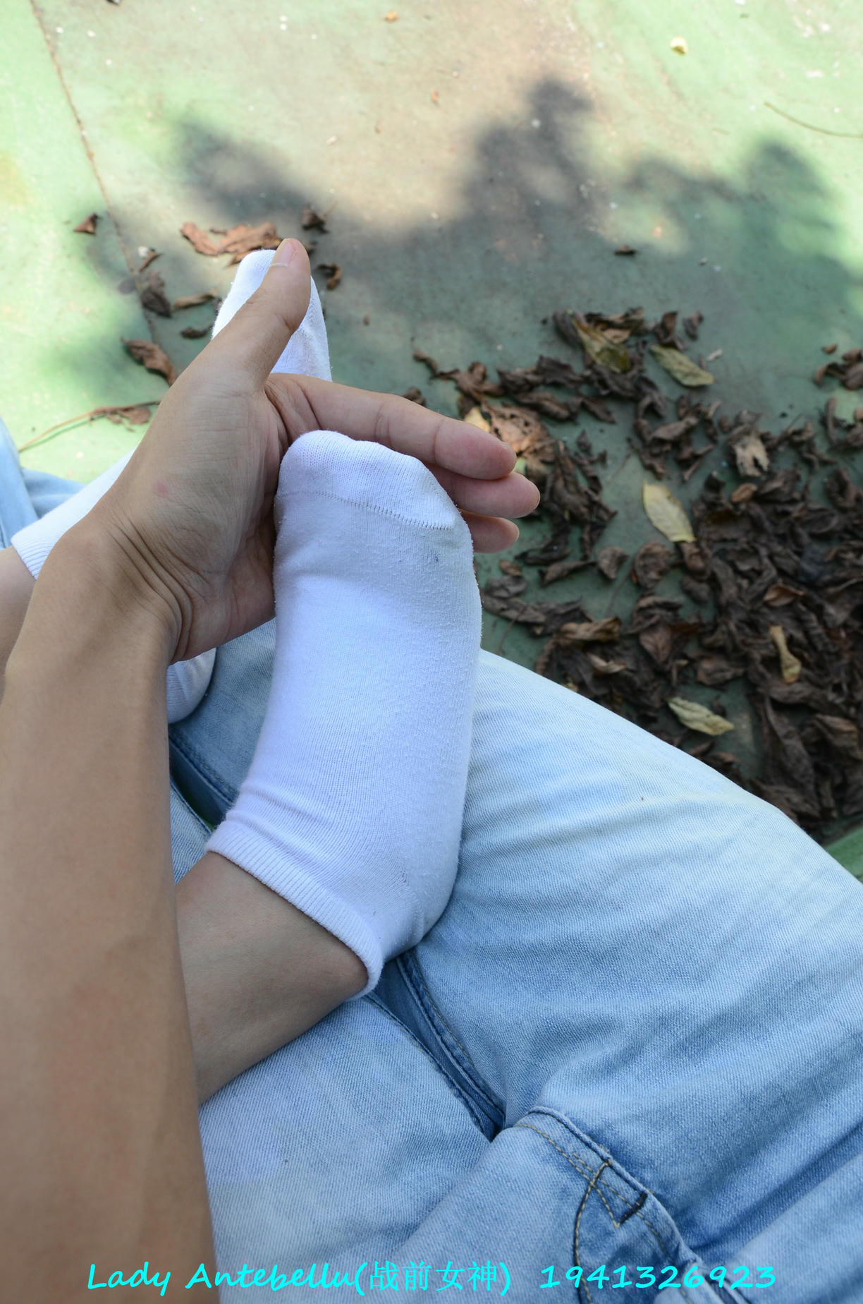 [战前女神] 恋足美腿棉袜女神级摄影套图 038 [231P-336MB]_第4集