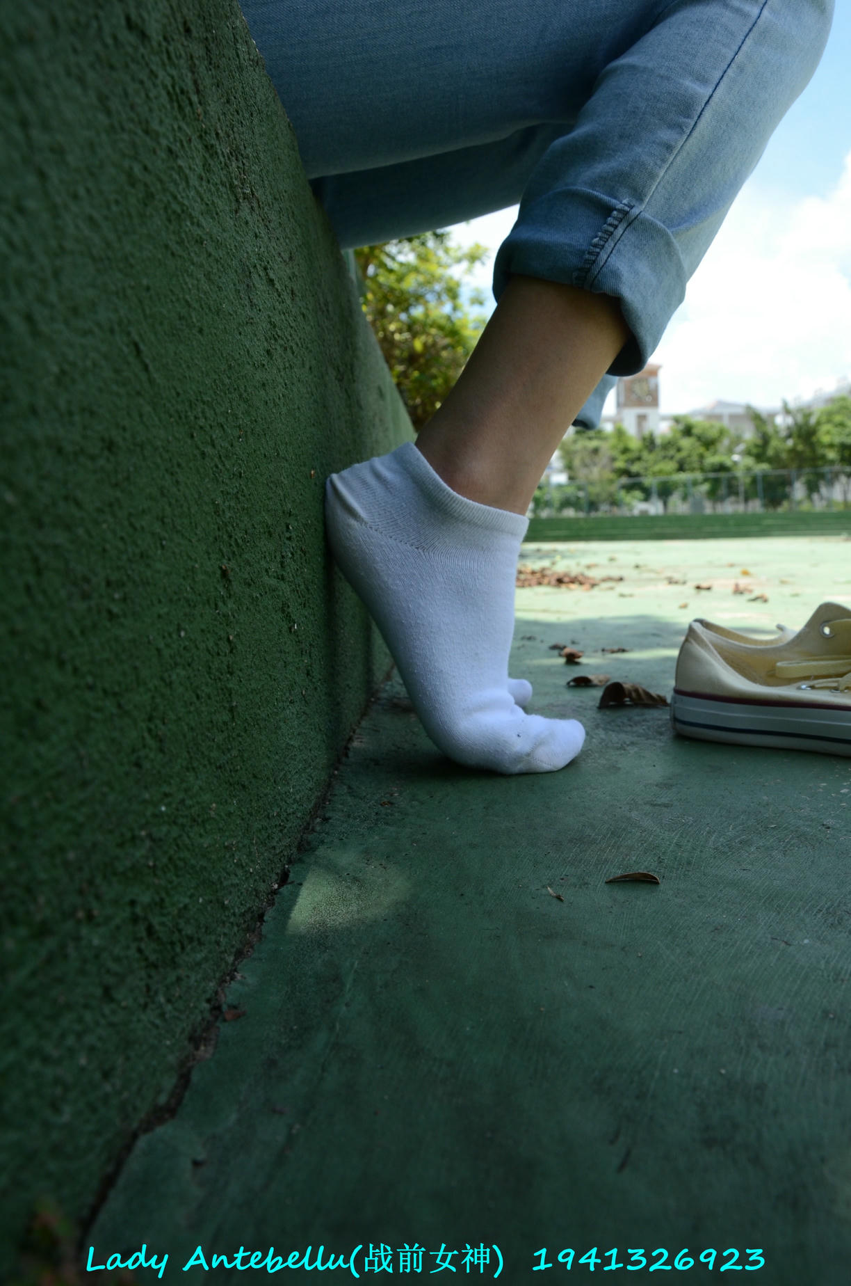 [战前女神] 恋足美腿棉袜女神级摄影套图 038 [231P-336MB]_第4集