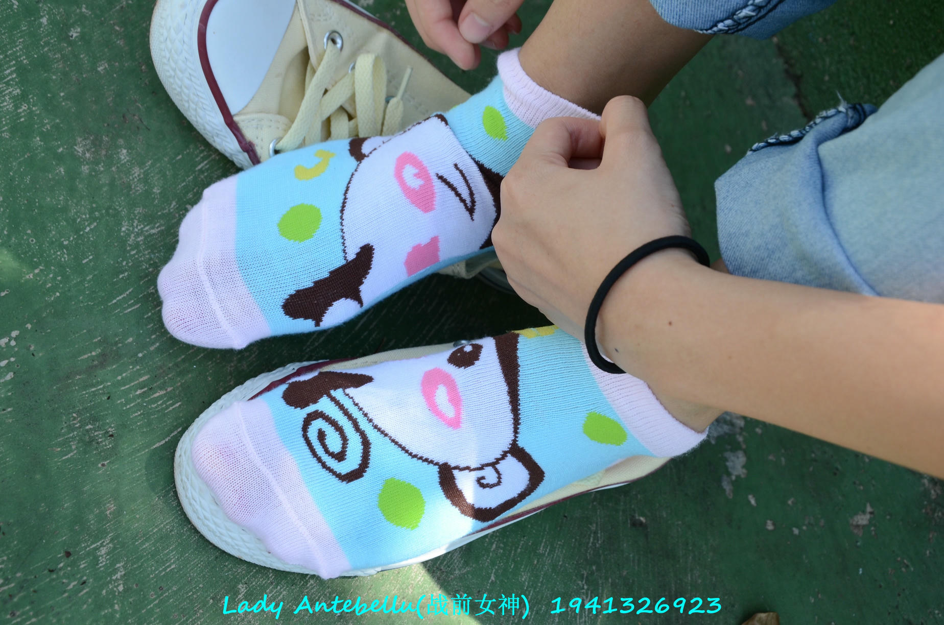 [战前女神] 恋足美腿棉袜女神级摄影套图 038 [231P-336MB]_第5集