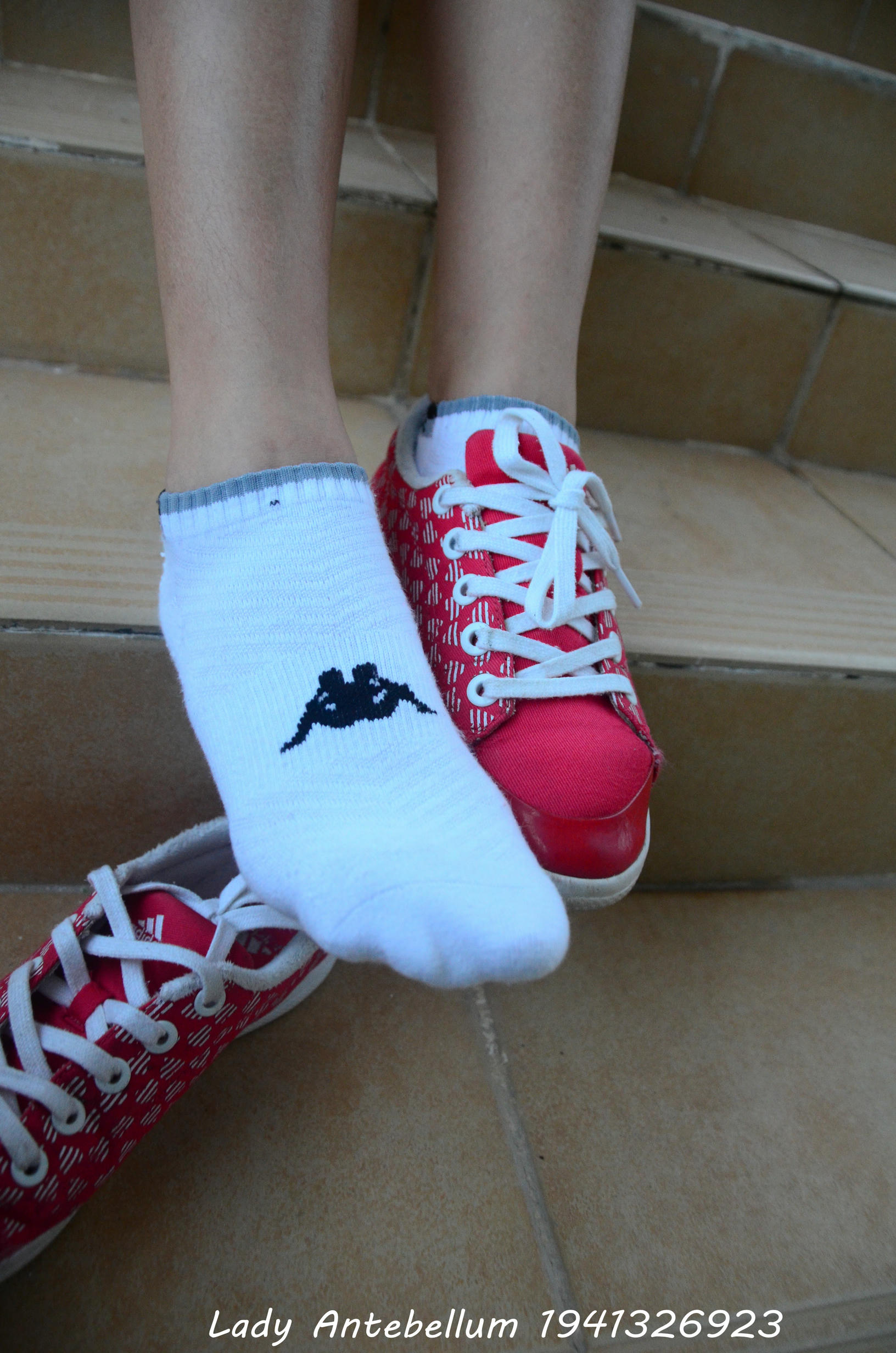 [战前女神] 恋足美腿棉袜女神级摄影套图 039 [37P-118MB]_第1集