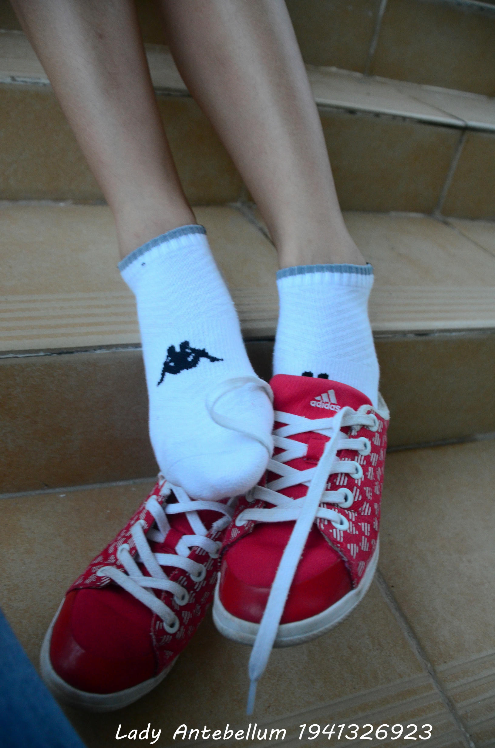 [战前女神] 恋足美腿棉袜女神级摄影套图 039 [37P-118MB]_第1集