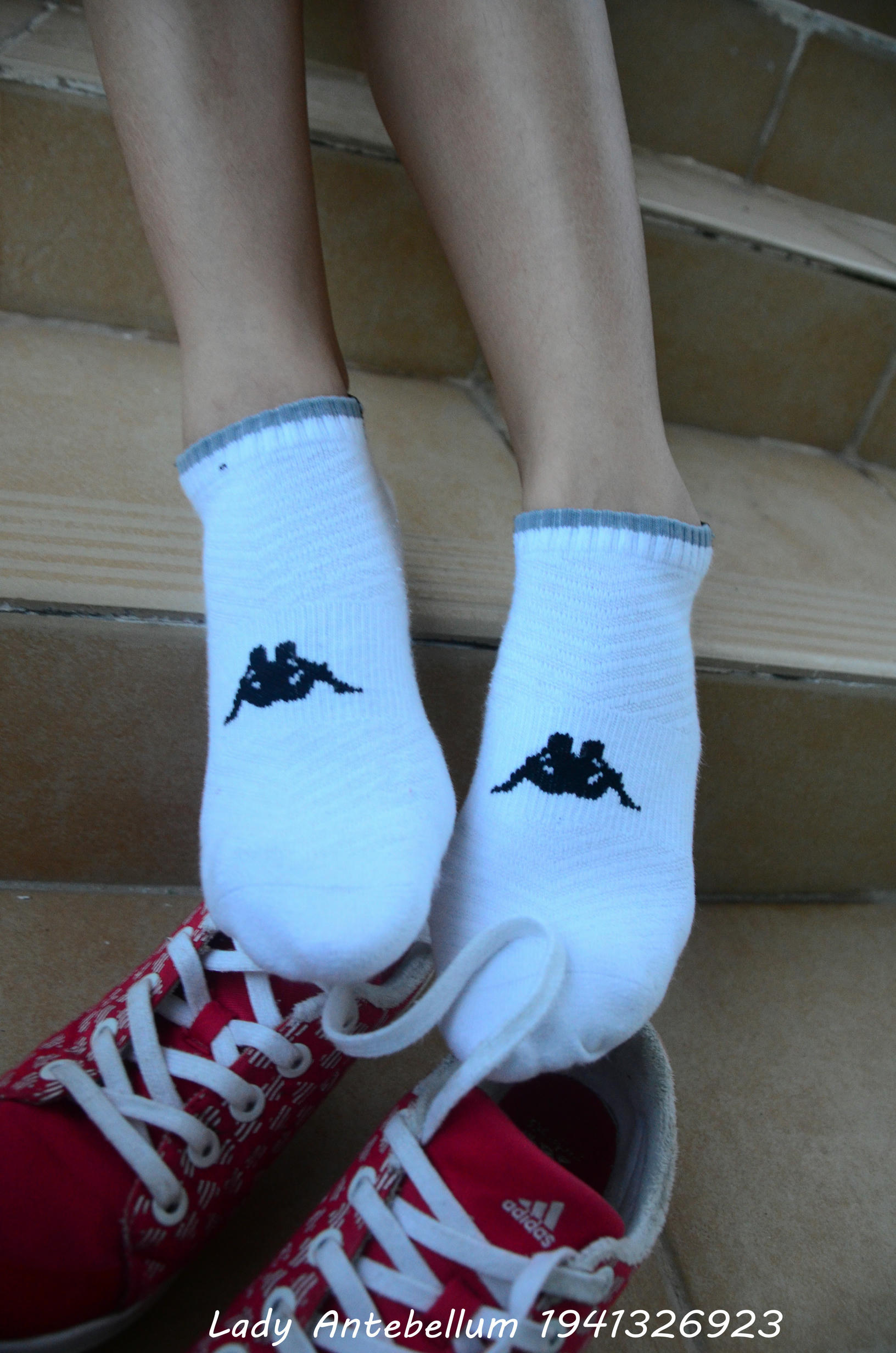 [战前女神] 恋足美腿棉袜女神级摄影套图 039 [37P-118MB]_第1集