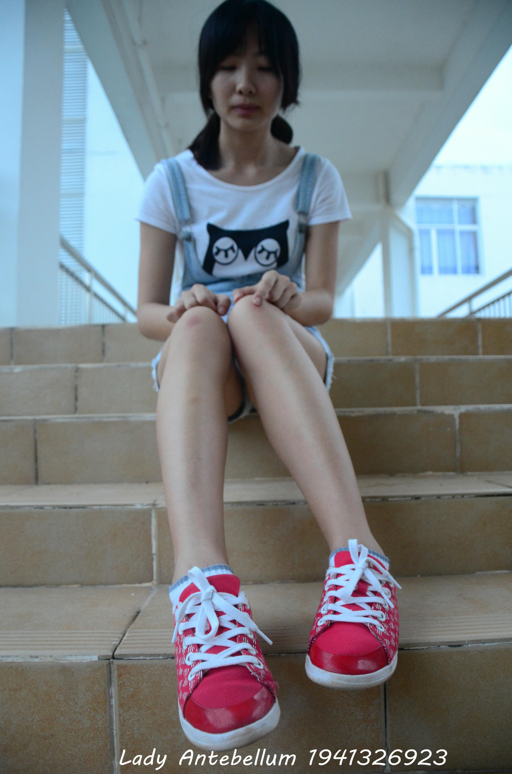 [战前女神] 恋足美腿棉袜女神级摄影套图 039 [37P-118MB]_第1集