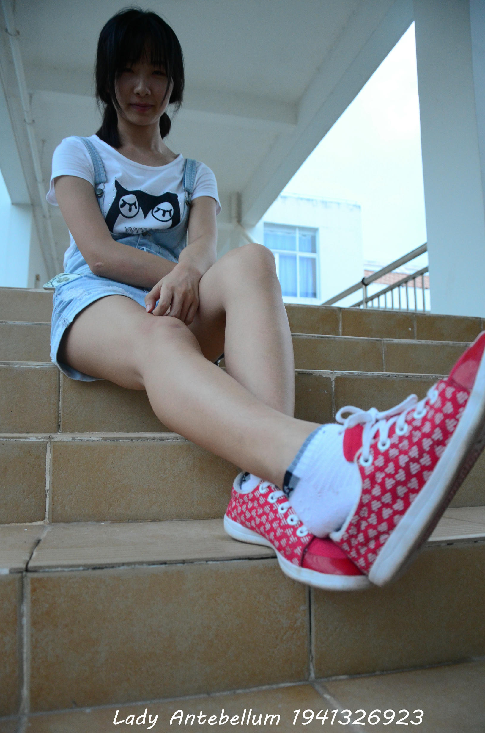 [战前女神] 恋足美腿棉袜女神级摄影套图 039 [37P-118MB]_第1集