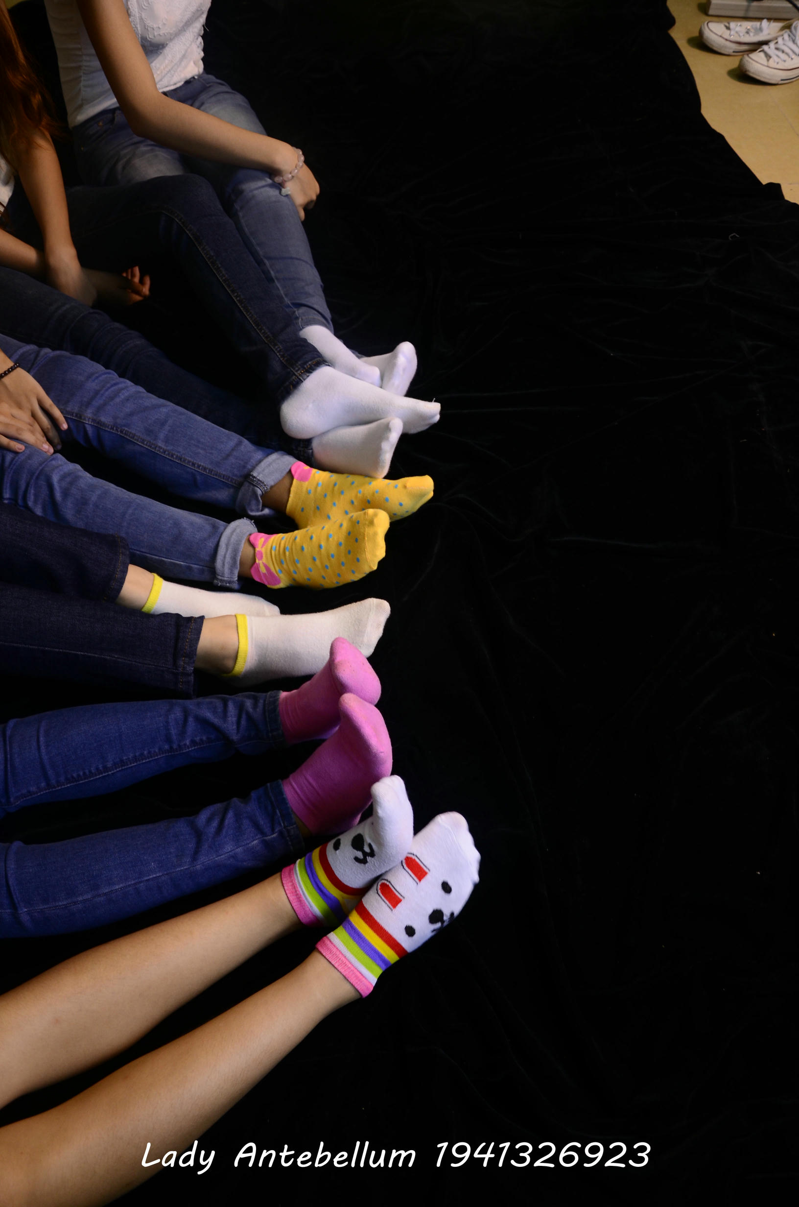 [战前女神] 恋足美腿棉袜女神级摄影套图 004 [314P-365MB]_第6集