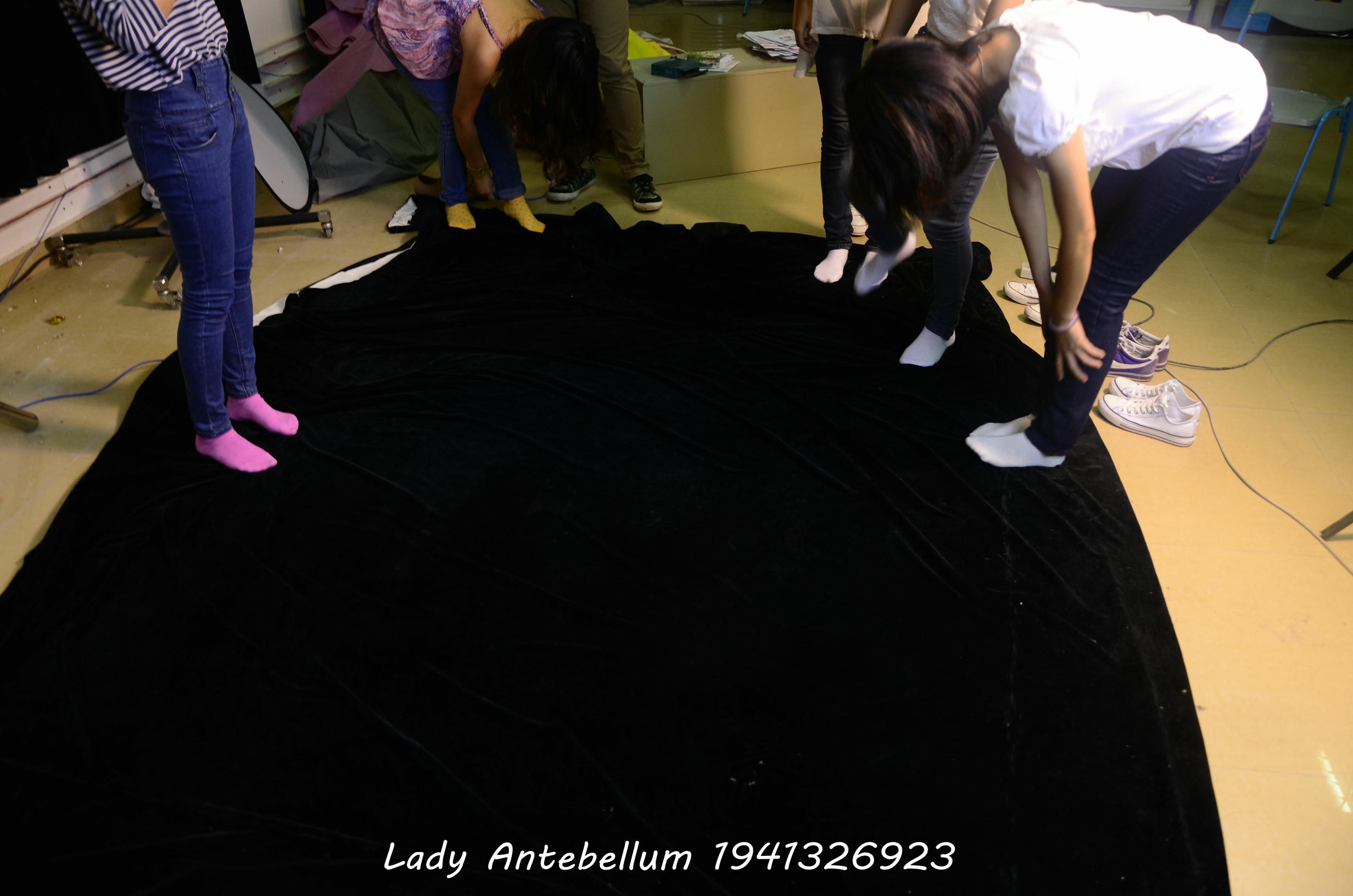 [战前女神] 恋足美腿棉袜女神级摄影套图 004 [314P-365MB]_第1集