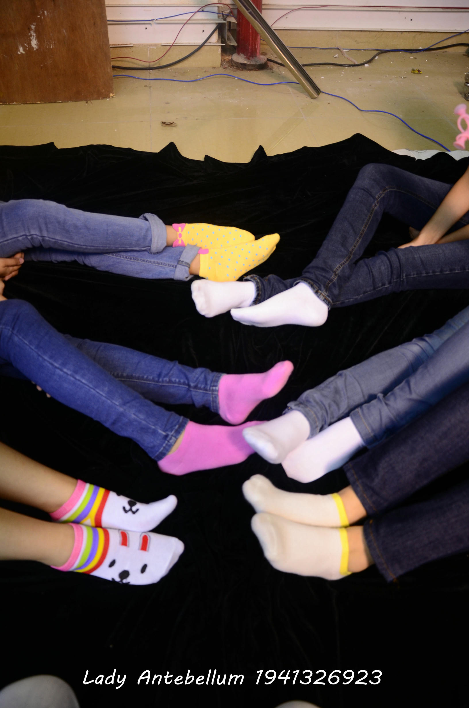 [战前女神] 恋足美腿棉袜女神级摄影套图 004 [314P-365MB]_第8集