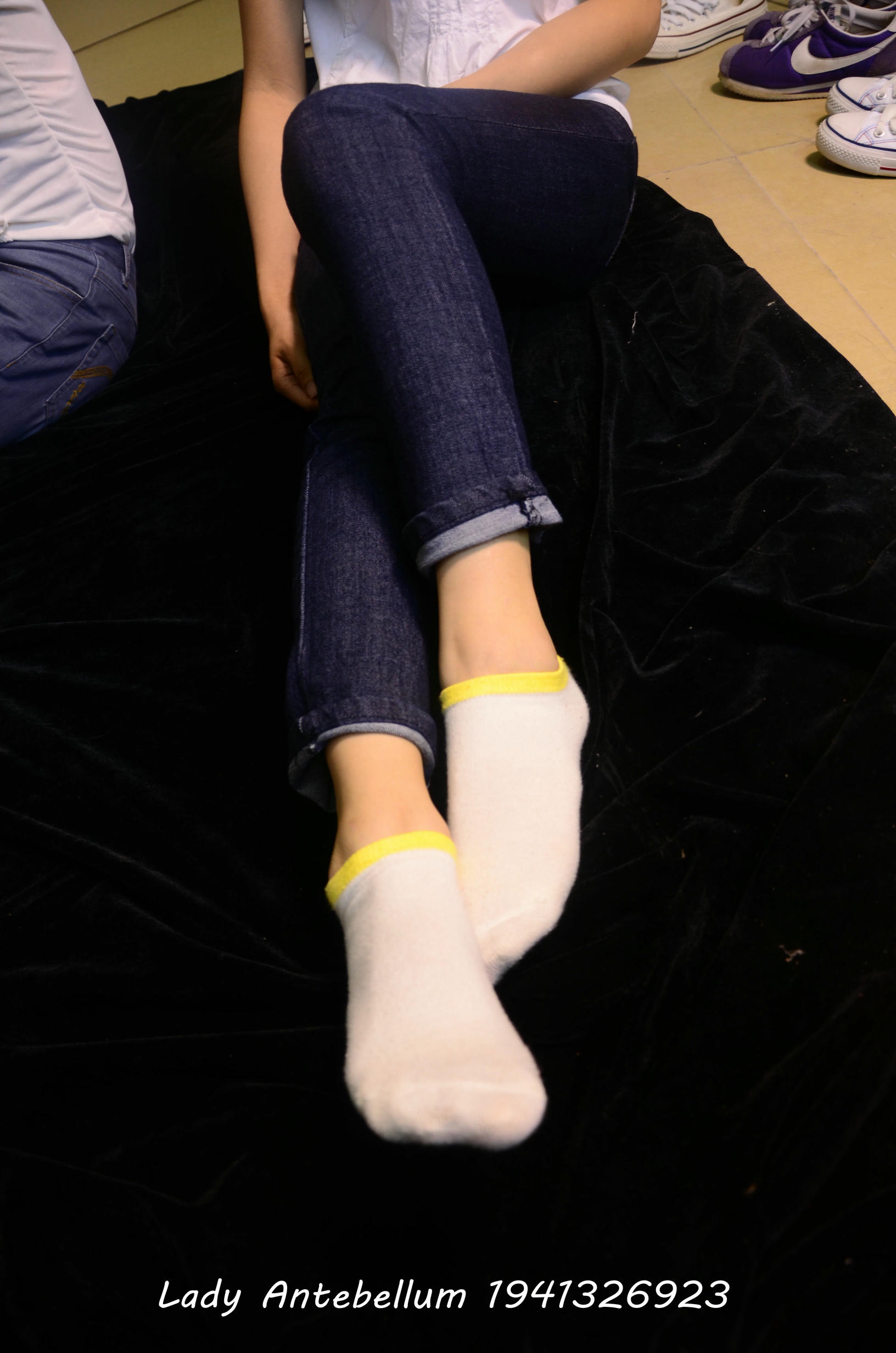 [战前女神] 恋足美腿棉袜女神级摄影套图 004 [314P-365MB]_第10集