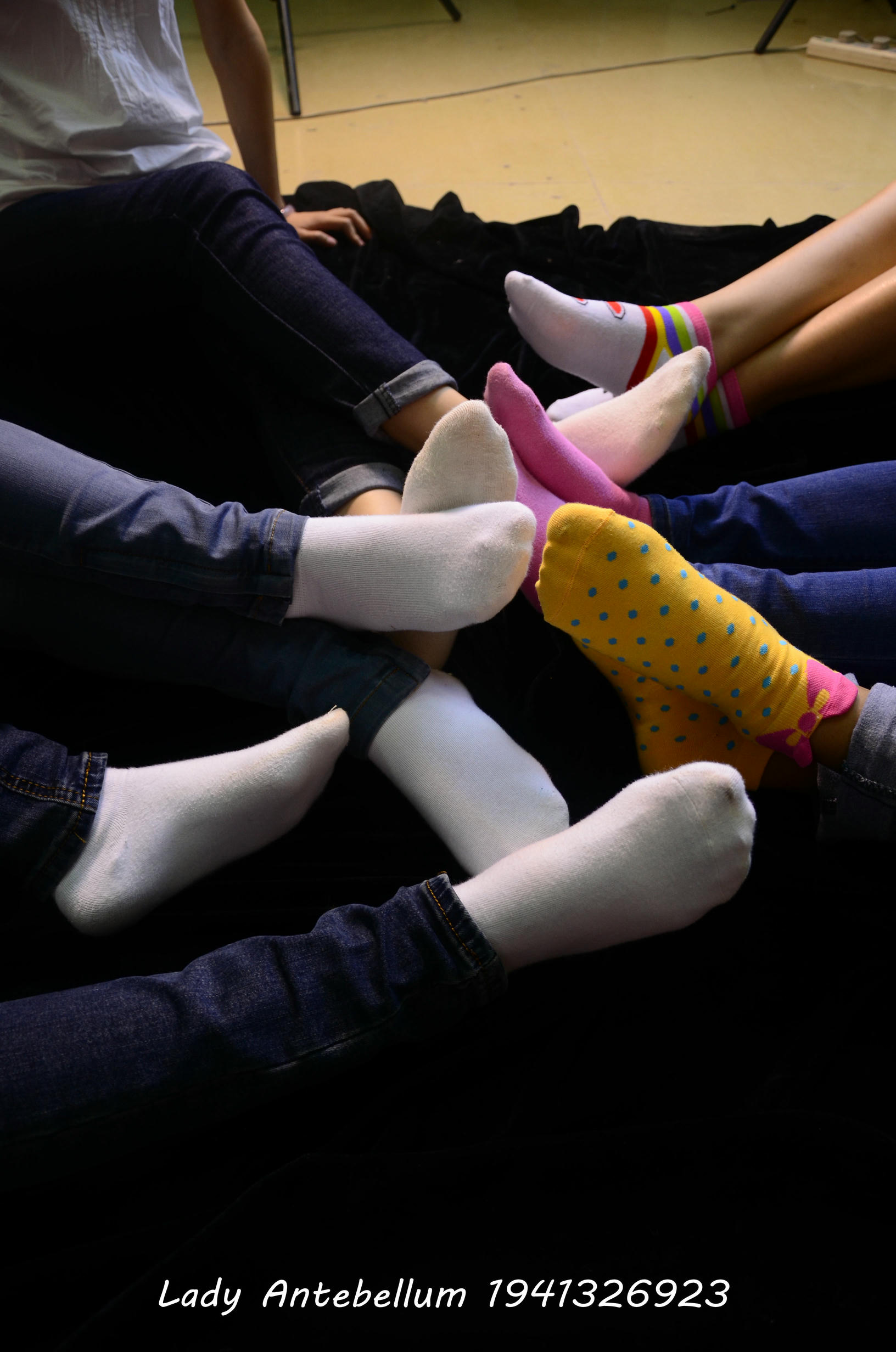 [战前女神] 恋足美腿棉袜女神级摄影套图 004 [314P-365MB]_第11集