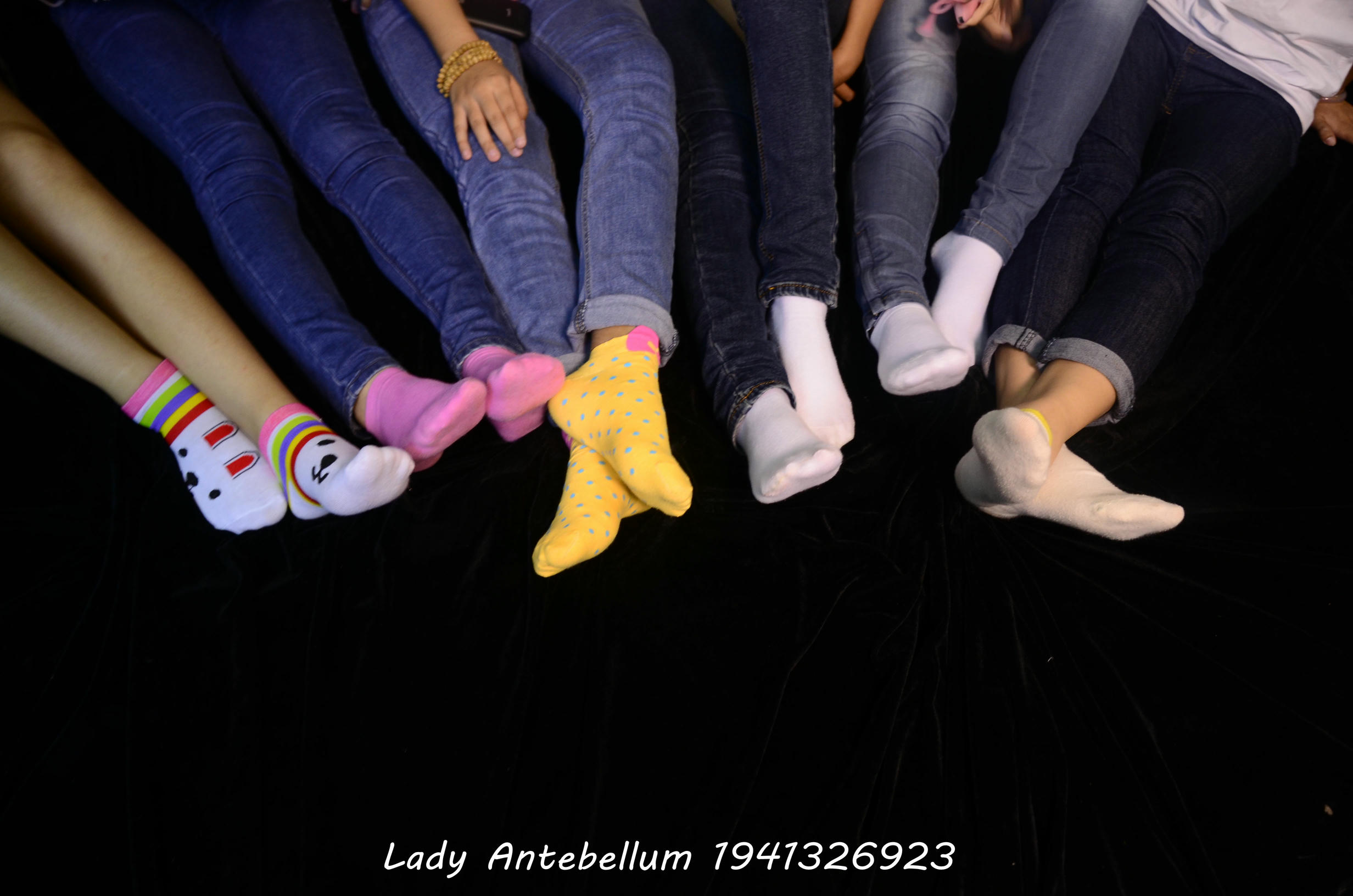 [战前女神] 恋足美腿棉袜女神级摄影套图 004 [314P-365MB]_第12集