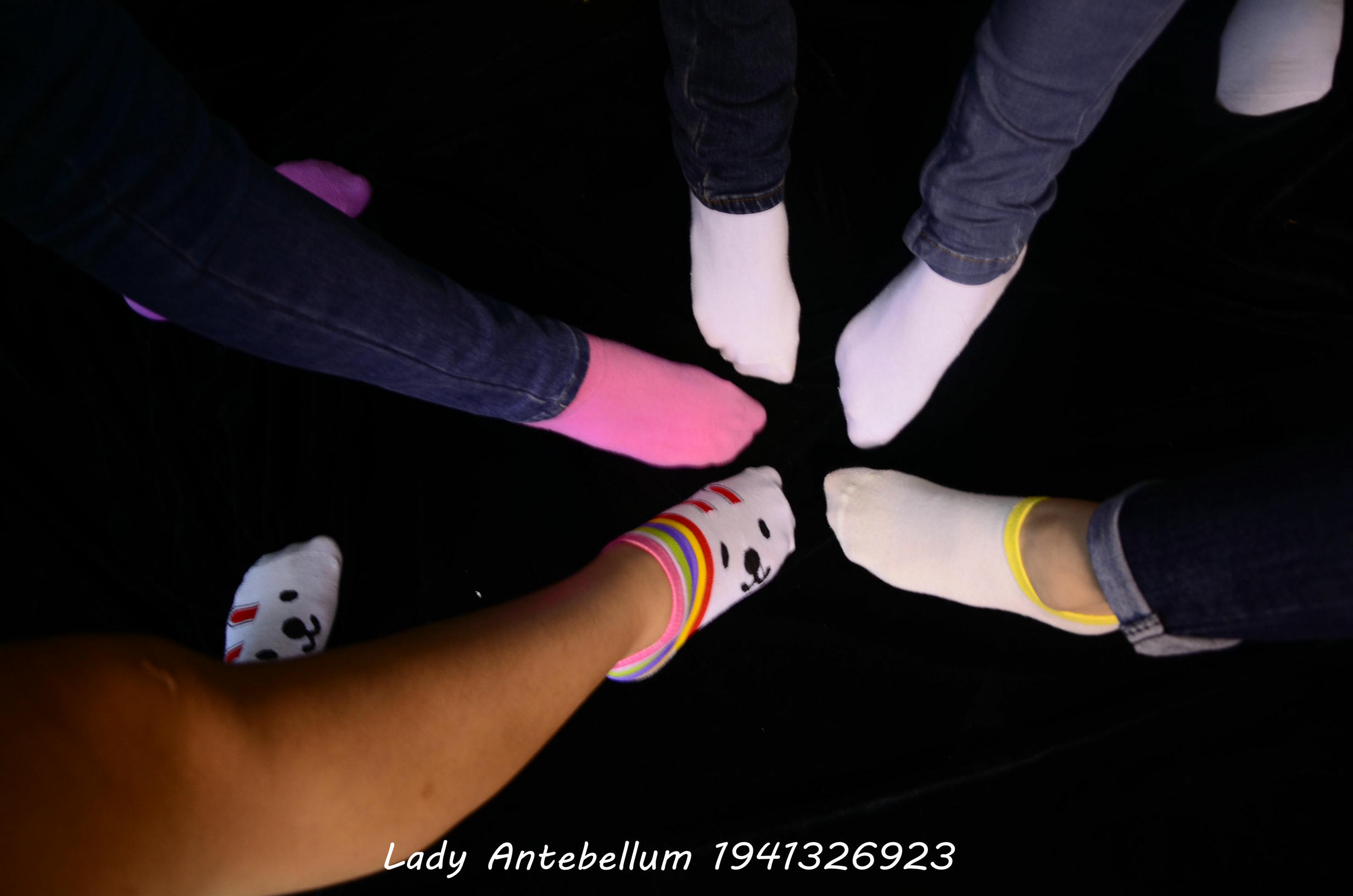 [战前女神] 恋足美腿棉袜女神级摄影套图 004 [314P-365MB]_第15集