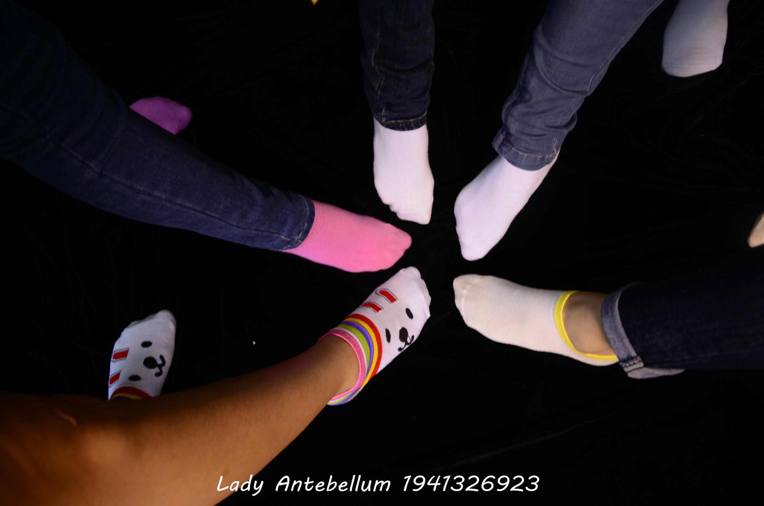 [战前女神] 恋足美腿棉袜女神级摄影套图 004 [314P-365MB]_第15集