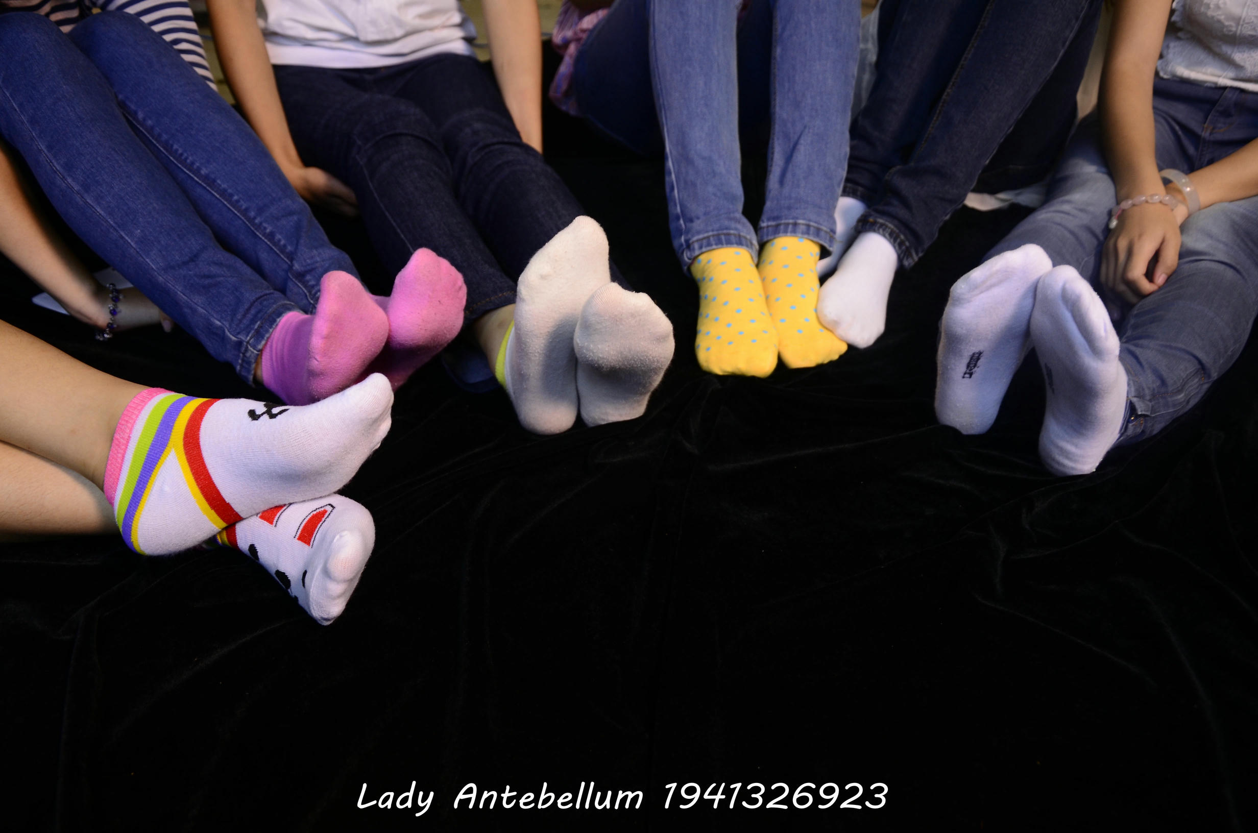 [战前女神] 恋足美腿棉袜女神级摄影套图 004 [314P-365MB]_第2集