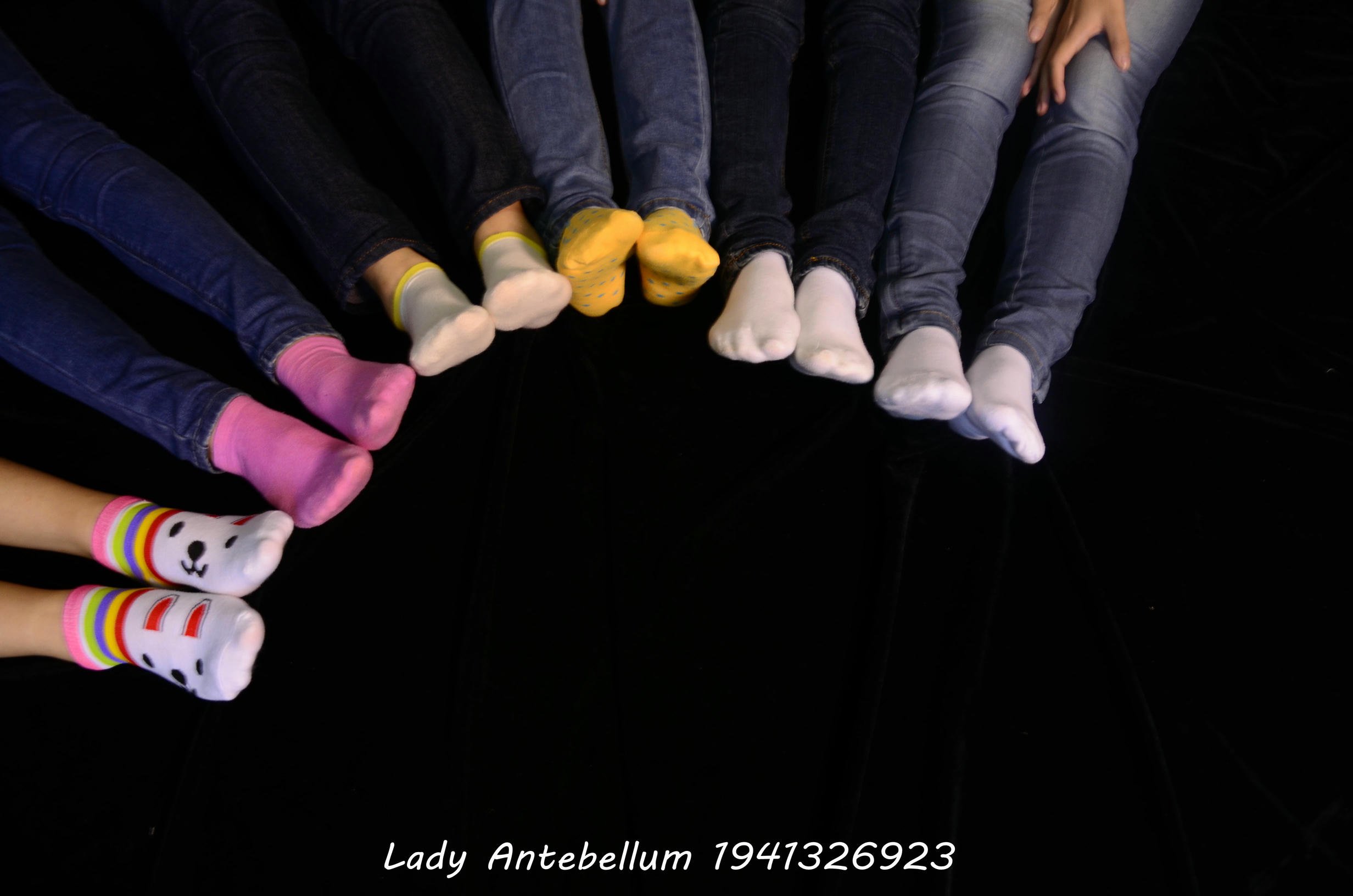 [战前女神] 恋足美腿棉袜女神级摄影套图 004 [314P-365MB]_第3集