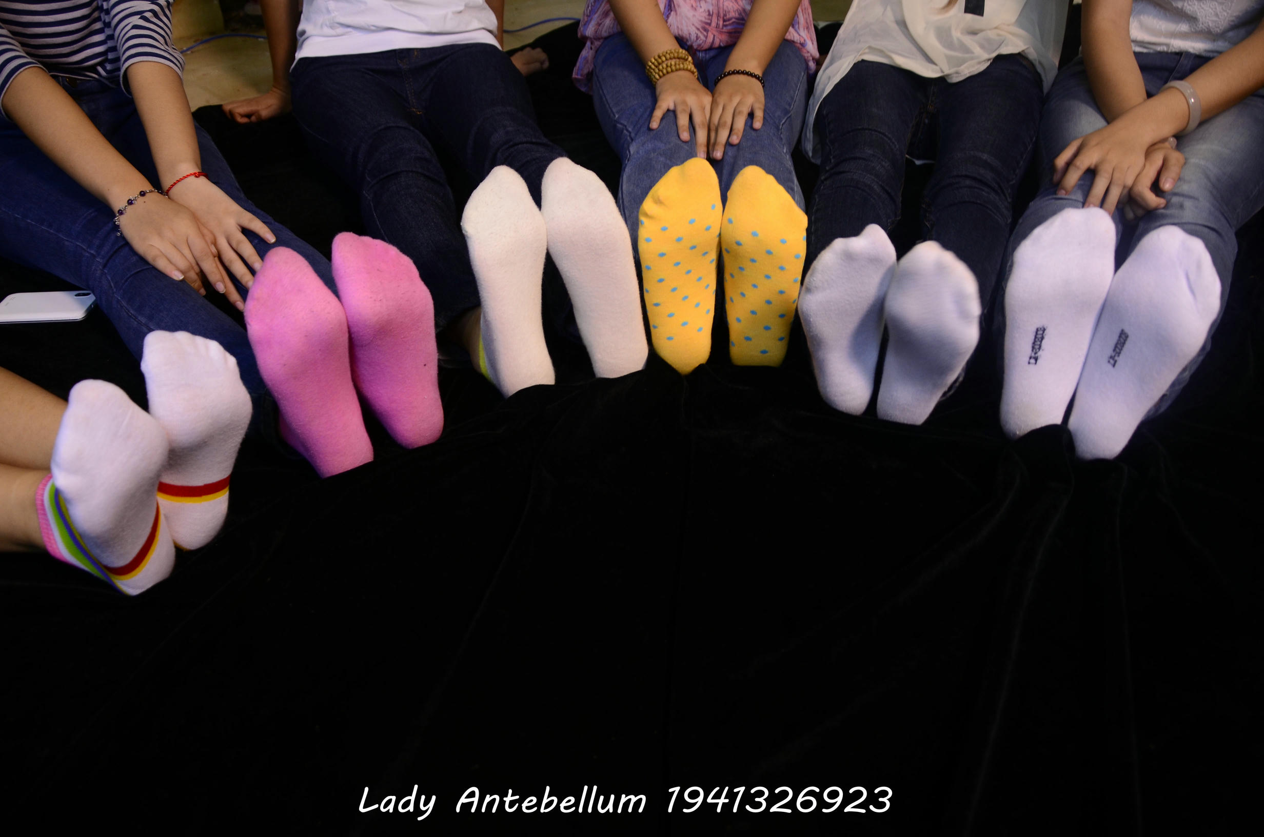 [战前女神] 恋足美腿棉袜女神级摄影套图 004 [314P-365MB]_第3集