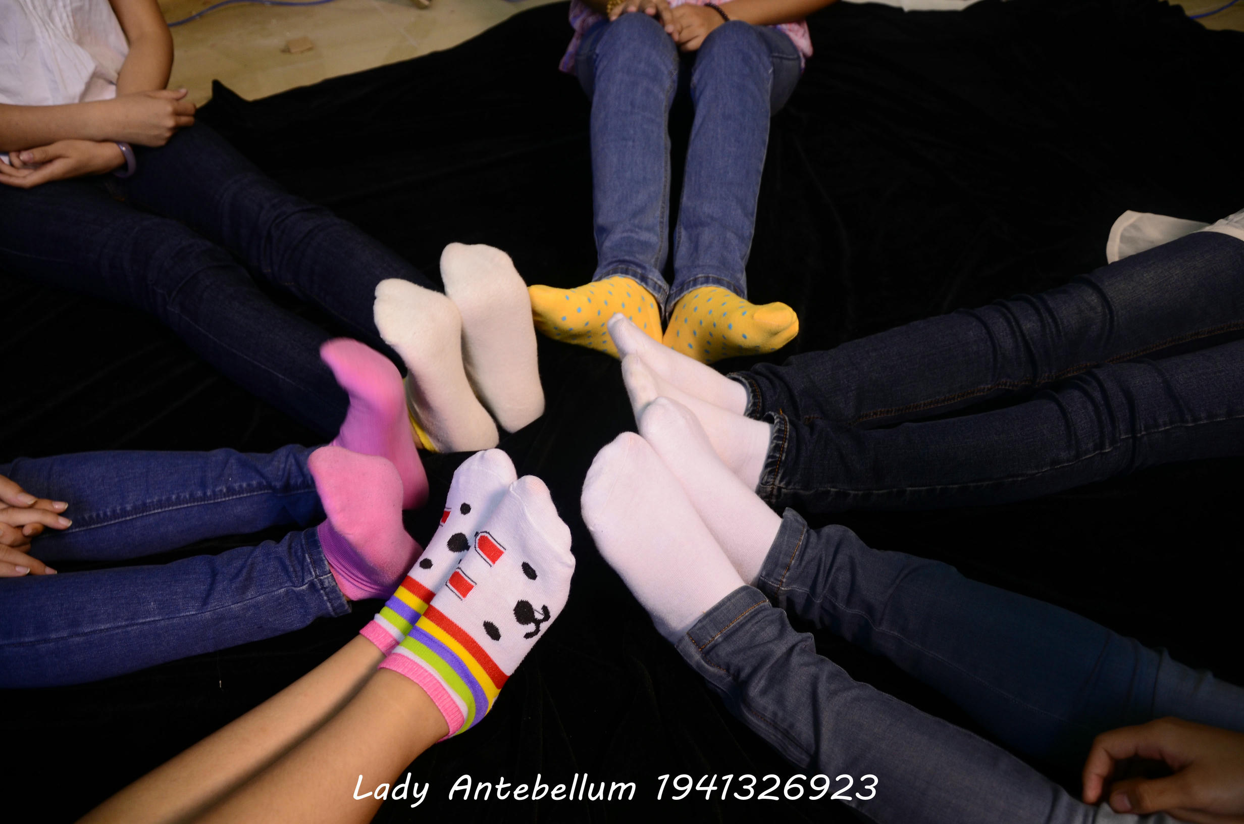 [战前女神] 恋足美腿棉袜女神级摄影套图 004 [314P-365MB]_第4集