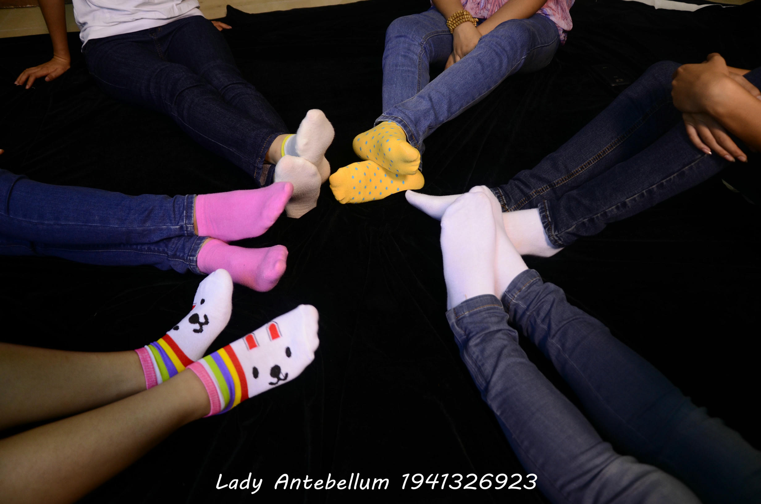 [战前女神] 恋足美腿棉袜女神级摄影套图 004 [314P-365MB]_第4集