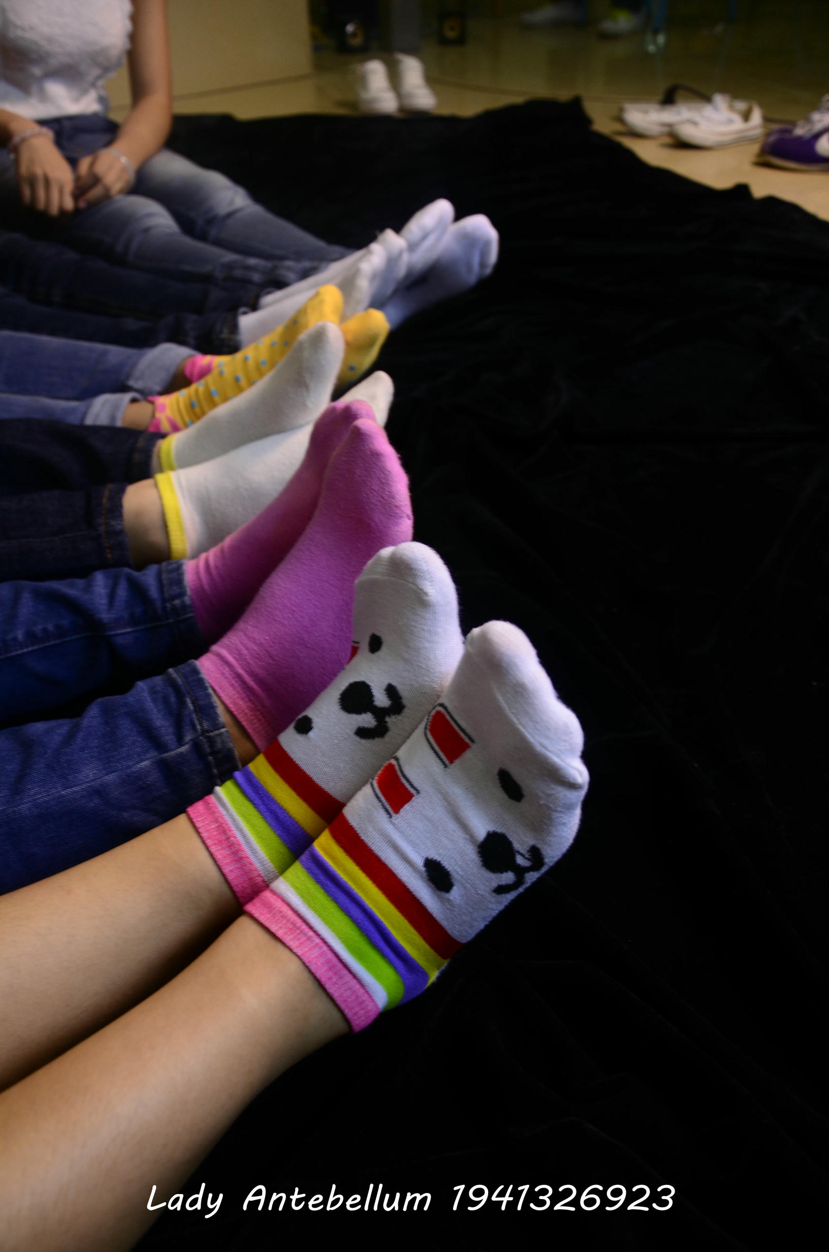 [战前女神] 恋足美腿棉袜女神级摄影套图 004 [314P-365MB]_第5集