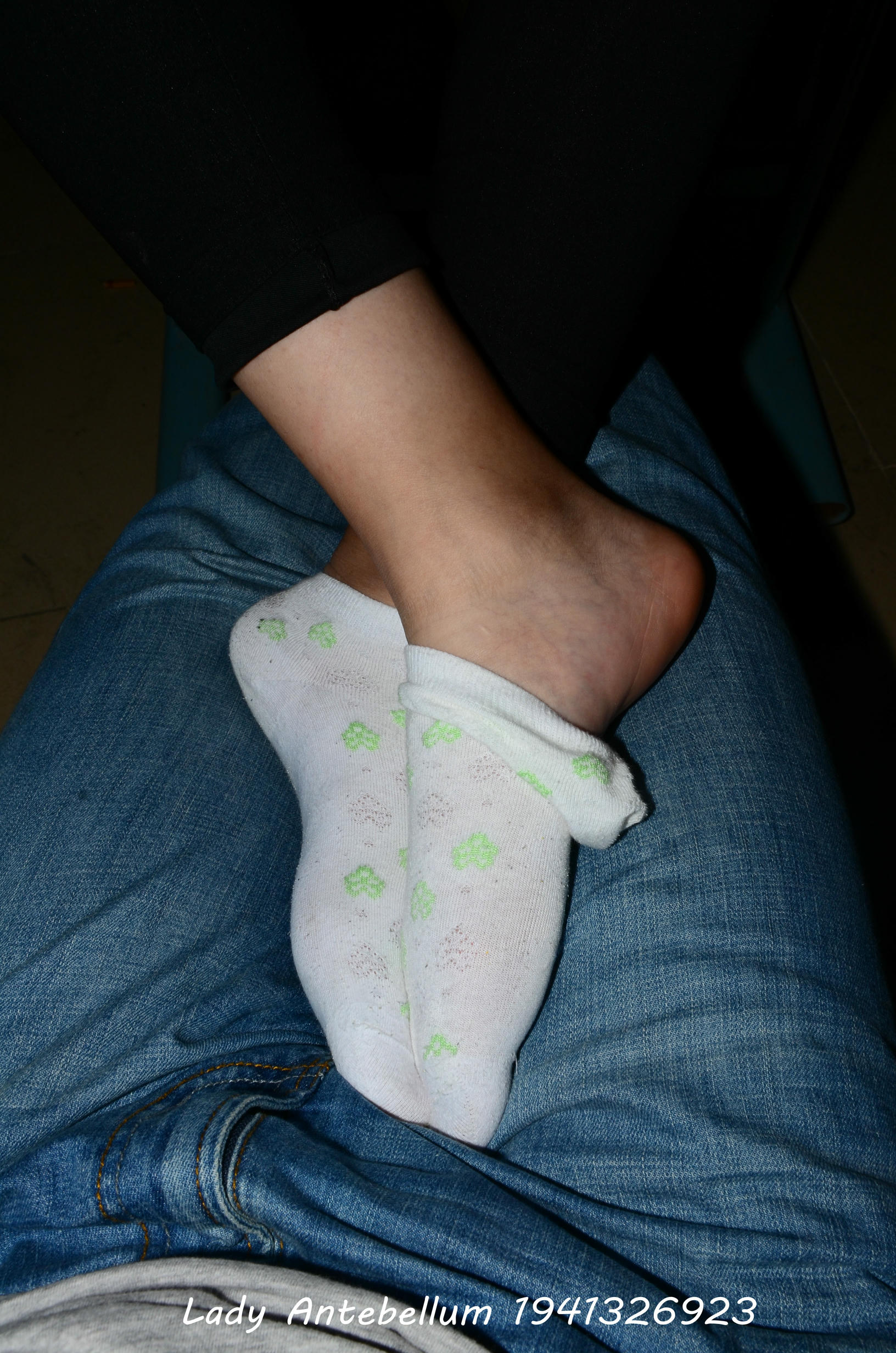 [战前女神] 恋足美腿棉袜女神级摄影套图 040 [117P-320MB]_第6集