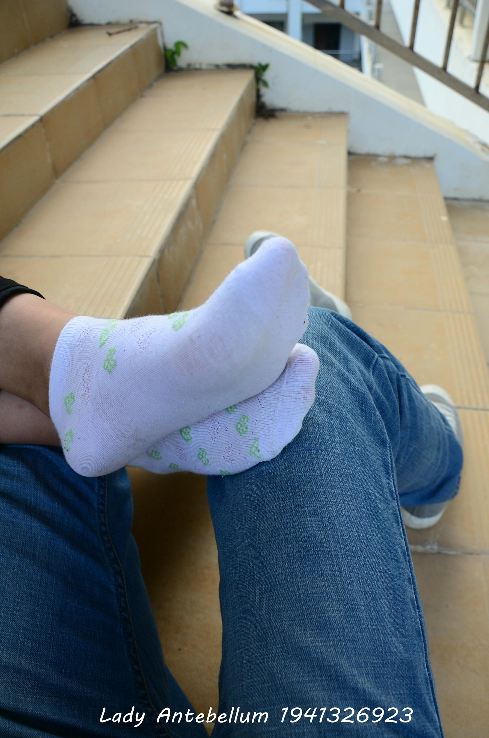 [战前女神] 恋足美腿棉袜女神级摄影套图 040 [117P-320MB]_第2集