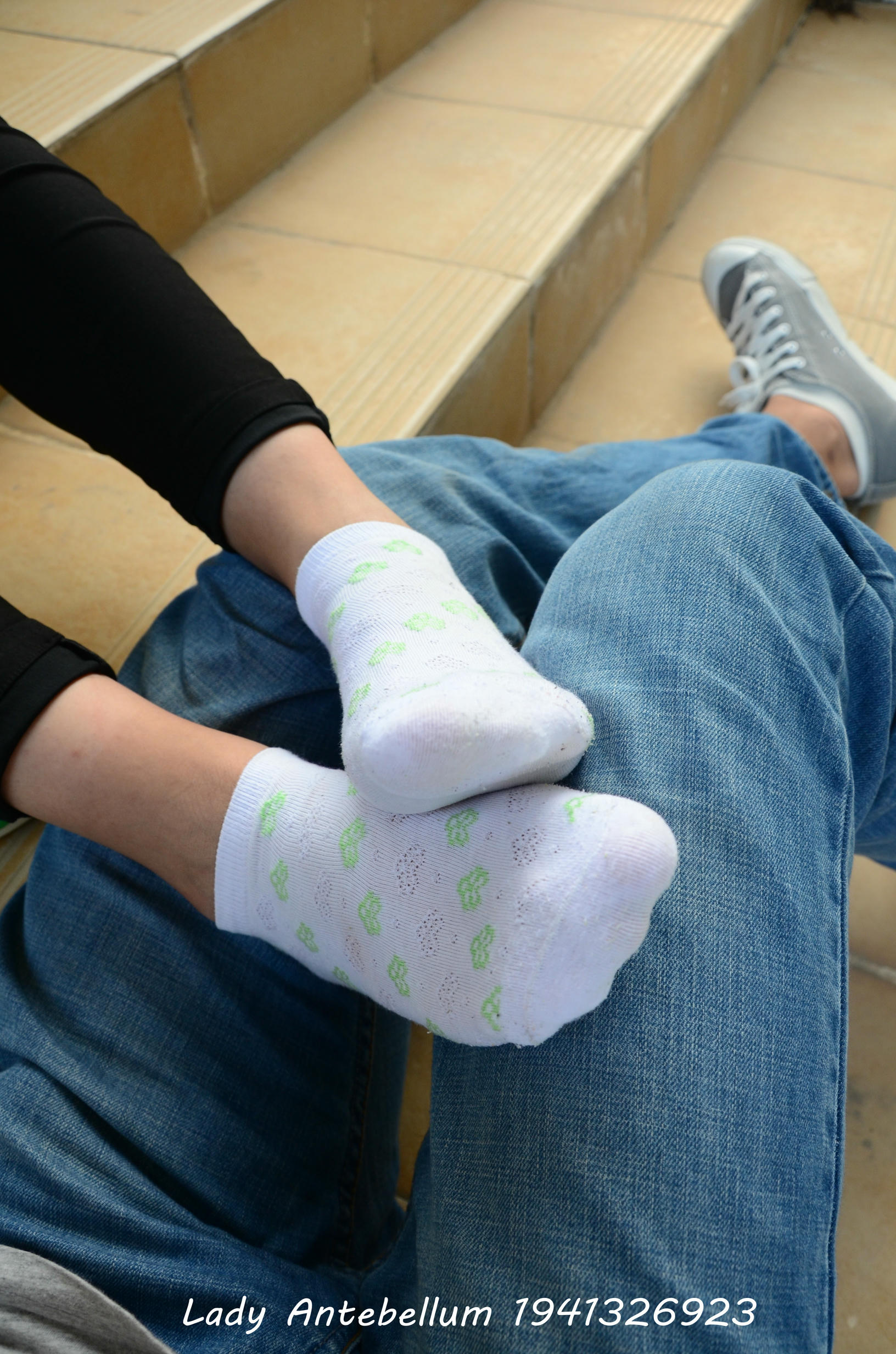 [战前女神] 恋足美腿棉袜女神级摄影套图 040 [117P-320MB]_第3集