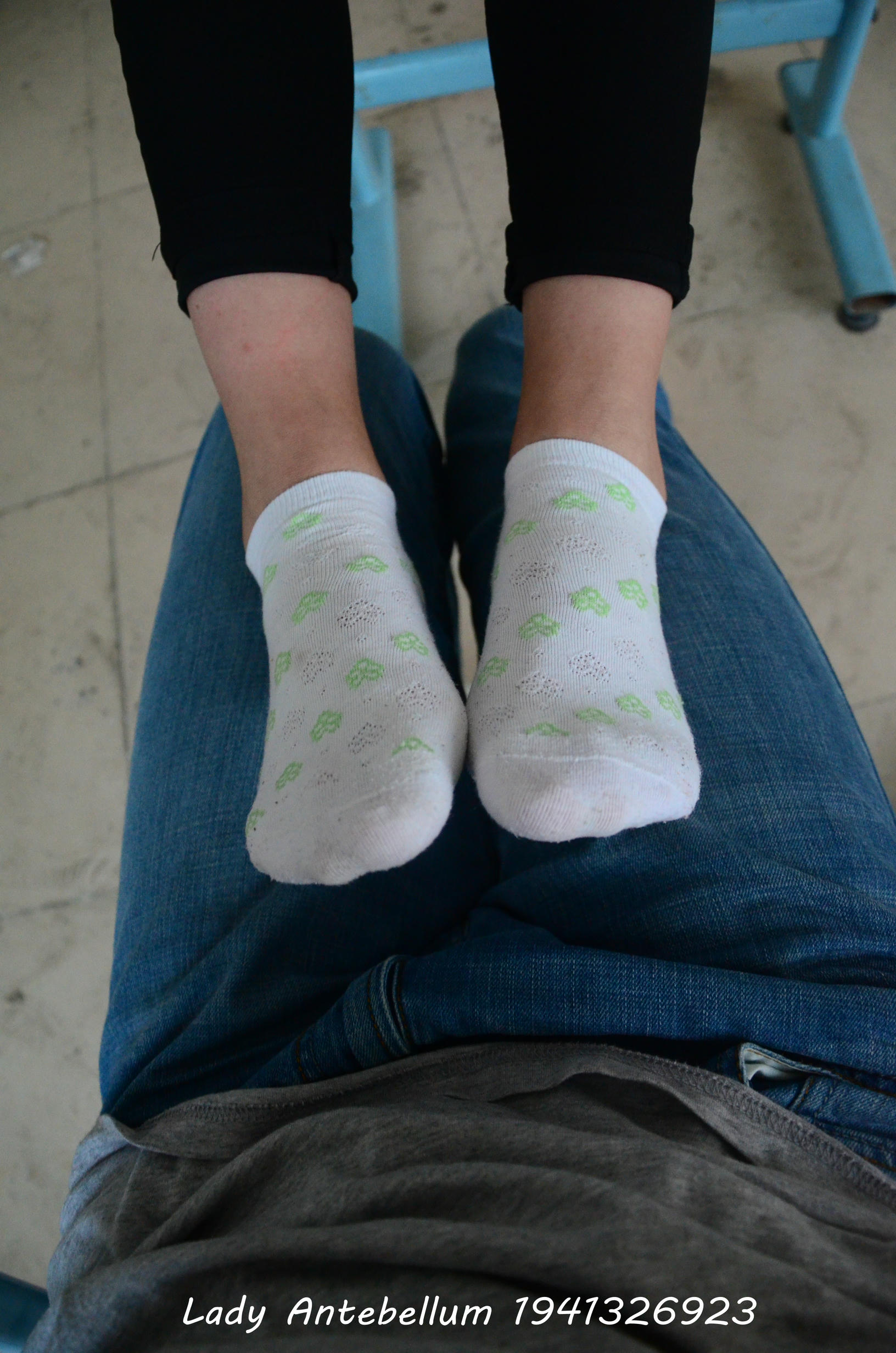 [战前女神] 恋足美腿棉袜女神级摄影套图 040 [117P-320MB]_第4集