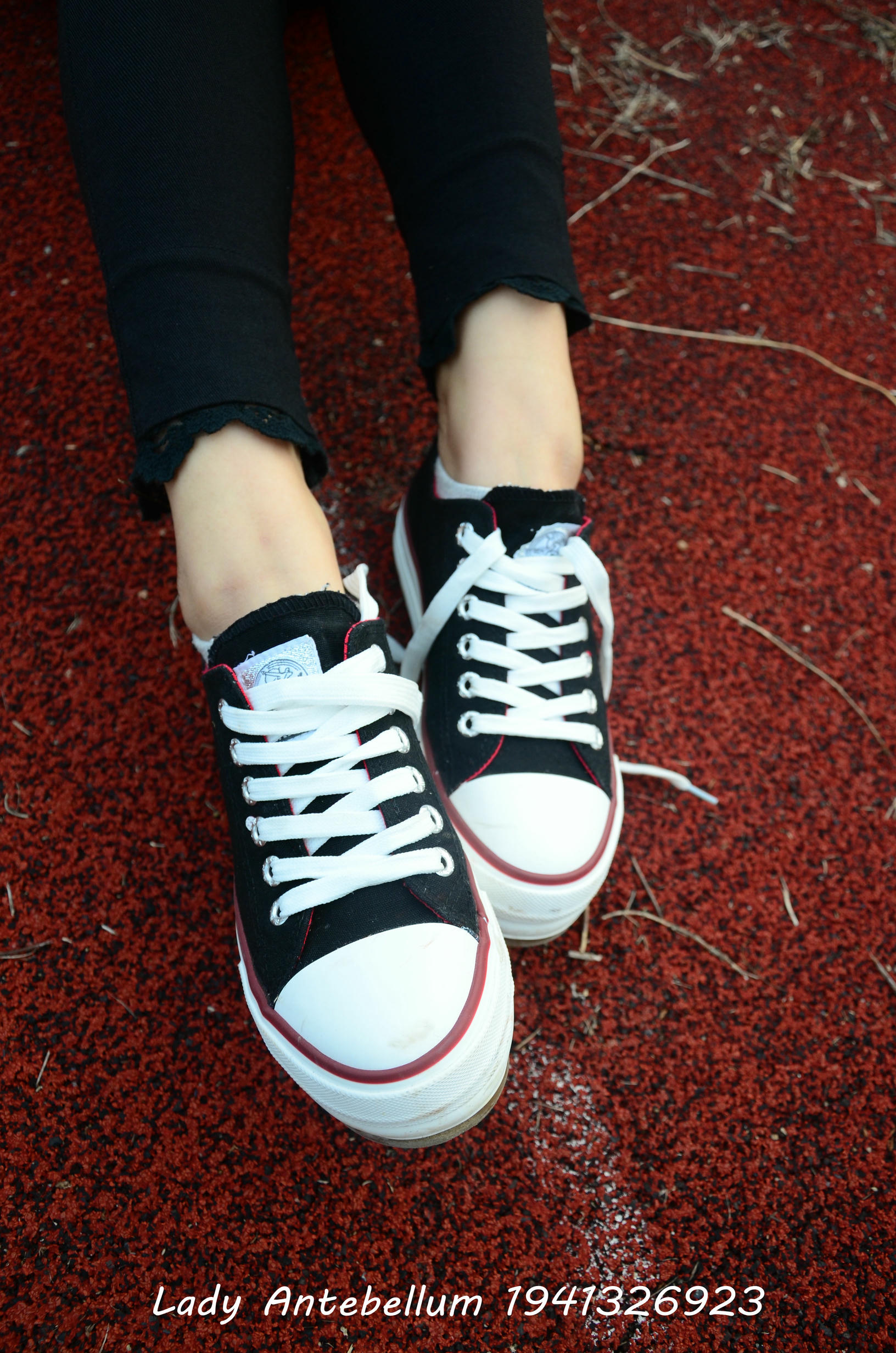 [战前女神] 恋足美腿棉袜女神级摄影套图 041 [92P-199MB]_第2集